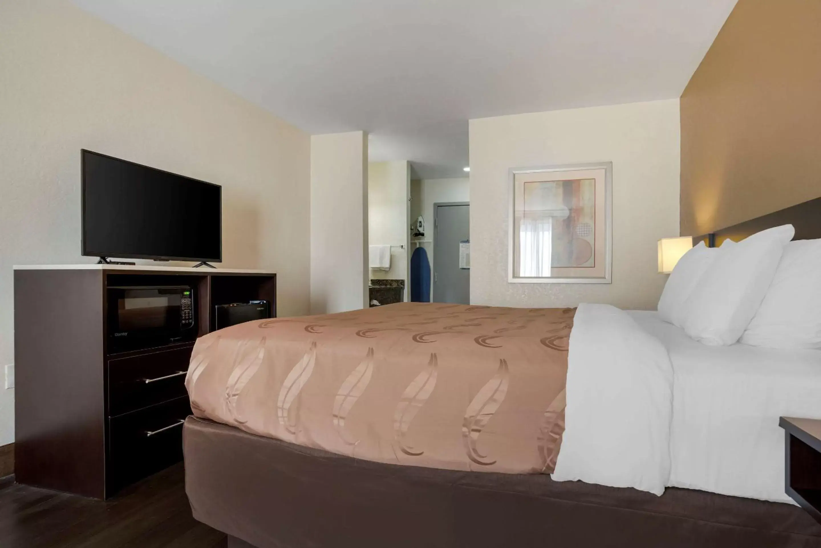 Bedroom, Bed in Quality Inn Phenix City Columbus