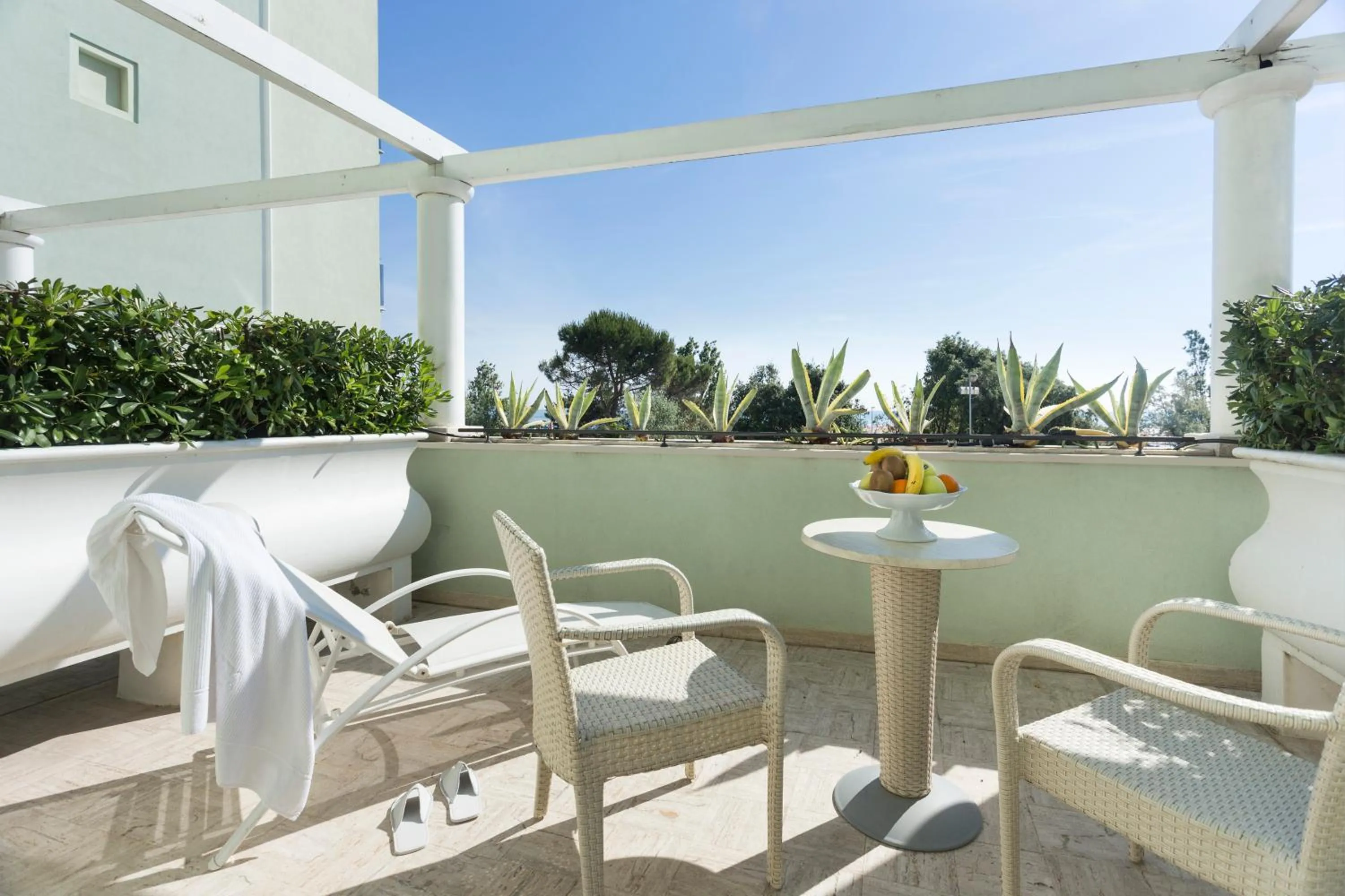 Day in Hotel De Londres