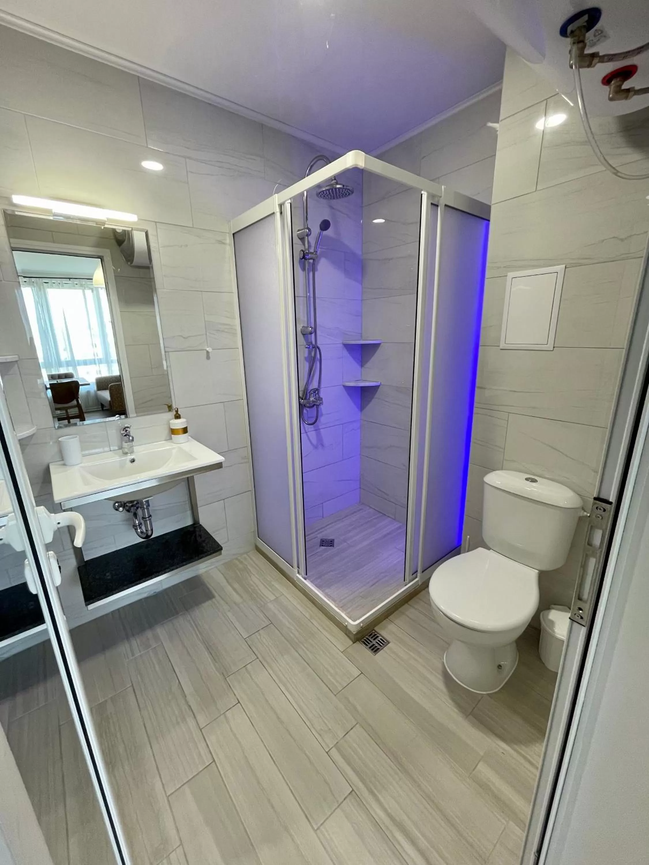 Bathroom in WOW Apartments