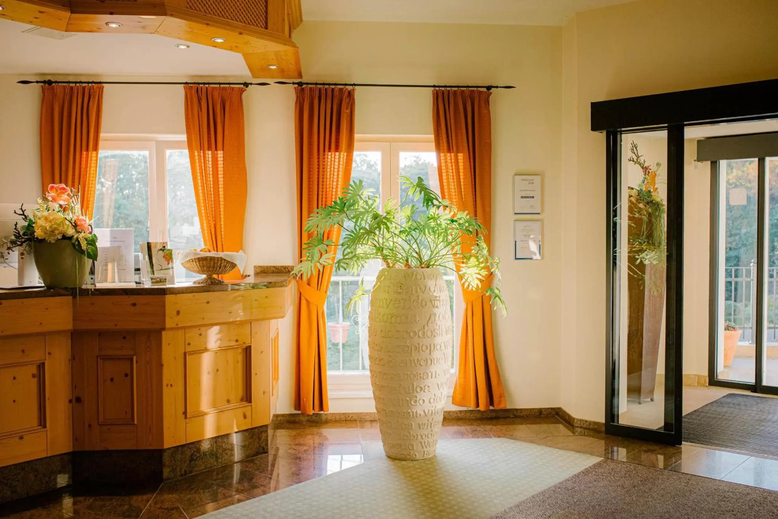 Lobby or reception in REGIOHOTEL Naturresort Ilsenburg Lobby or reception in REGIOHOTEL Naturresort Ilsenburg