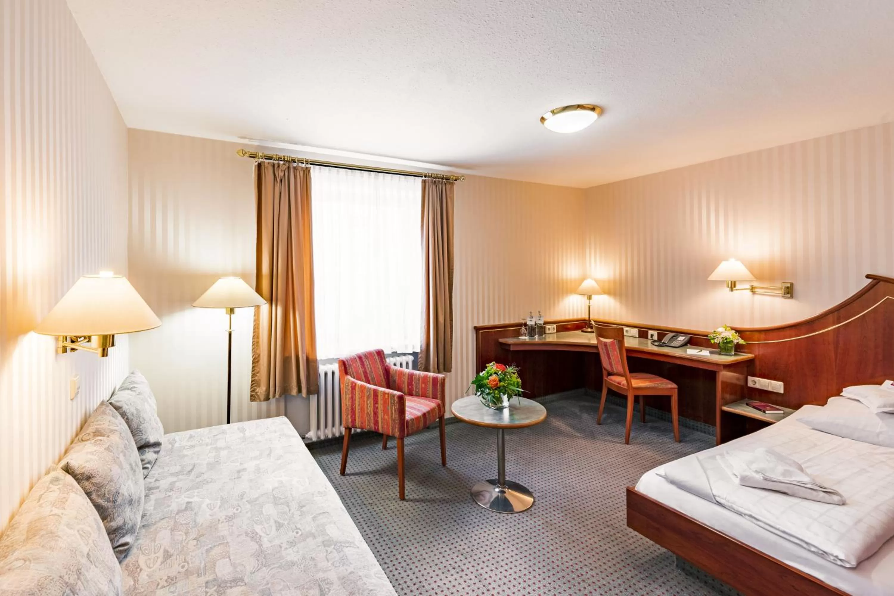 Photo of the whole room, Bed in Hotel Wartburg