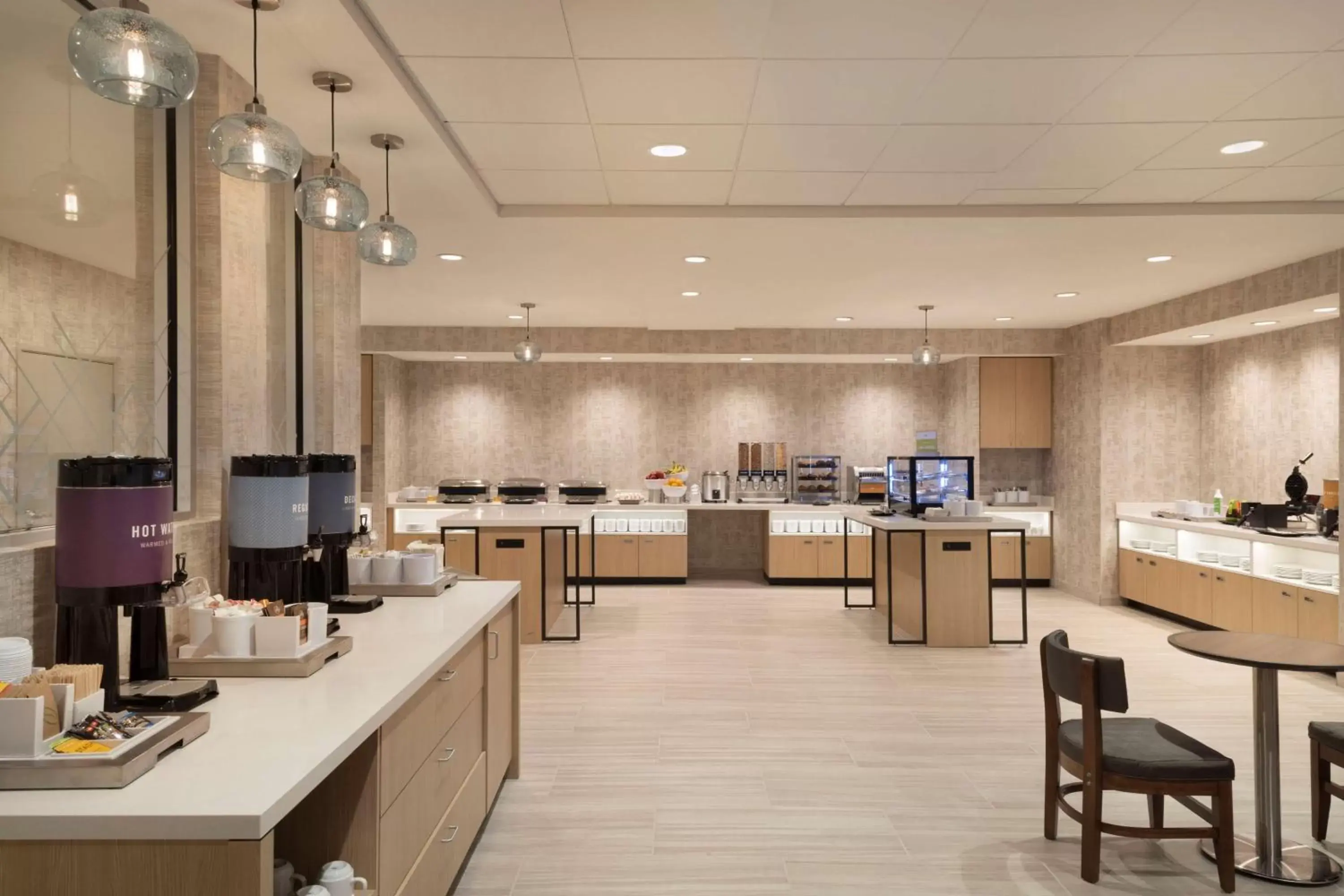 Breakfast, Restaurant/Places to Eat in Home2 Suites By Hilton Clovis