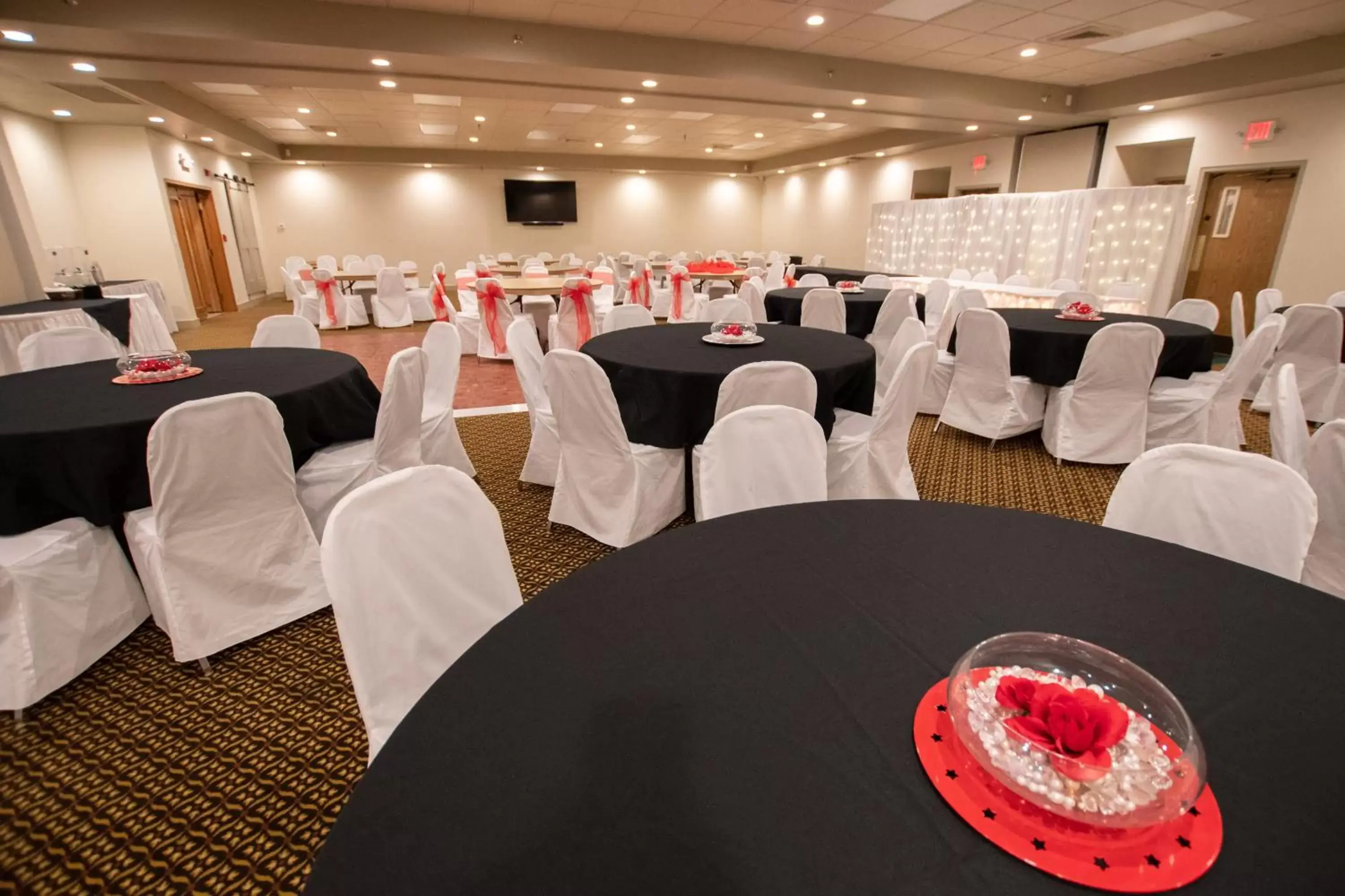 Banquet Facilities in Tawas Bay Beach Resort & Conference Center
