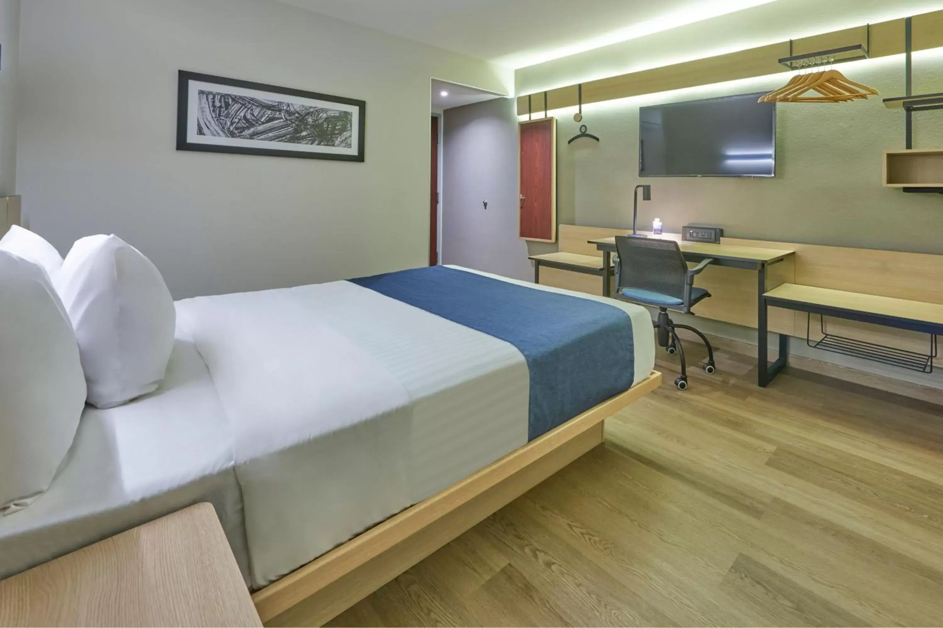 Bedroom, Bed in City Express by Marriott Playa del Carmen