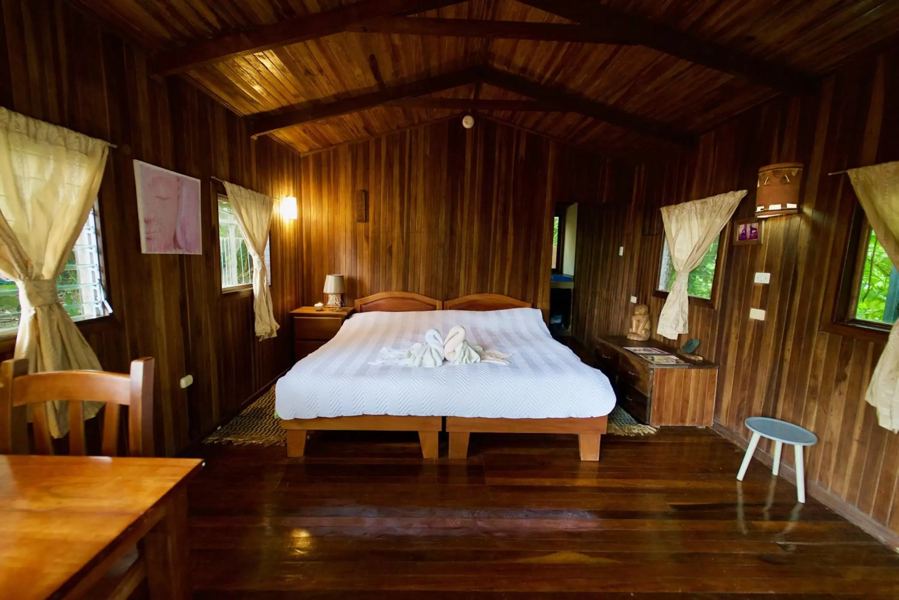 Bed in El Mirador Glamping & Apartments & Woodhouse & Swimingpool