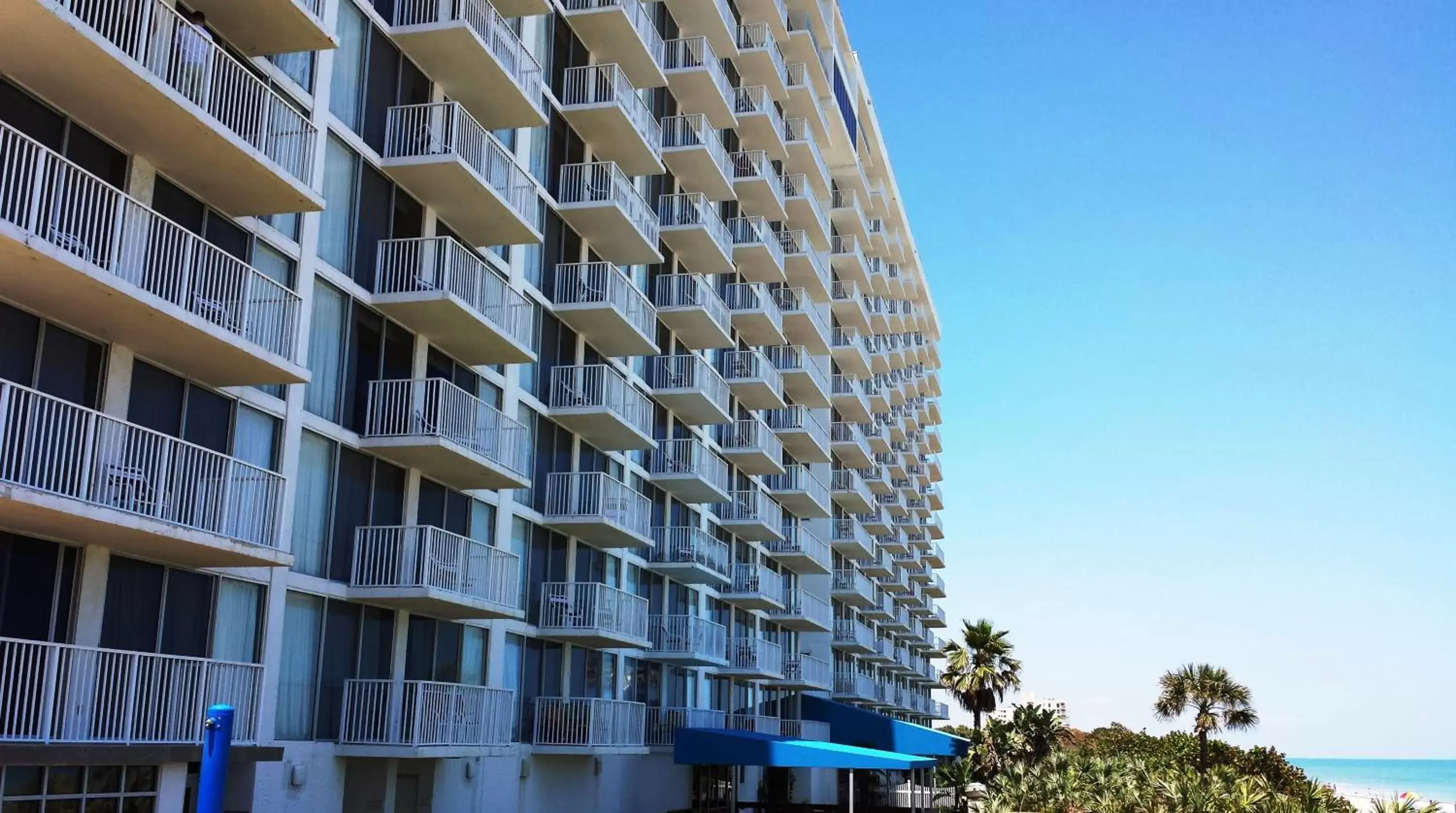 Patio, Property Building in Radisson Suite Hotel Oceanfront