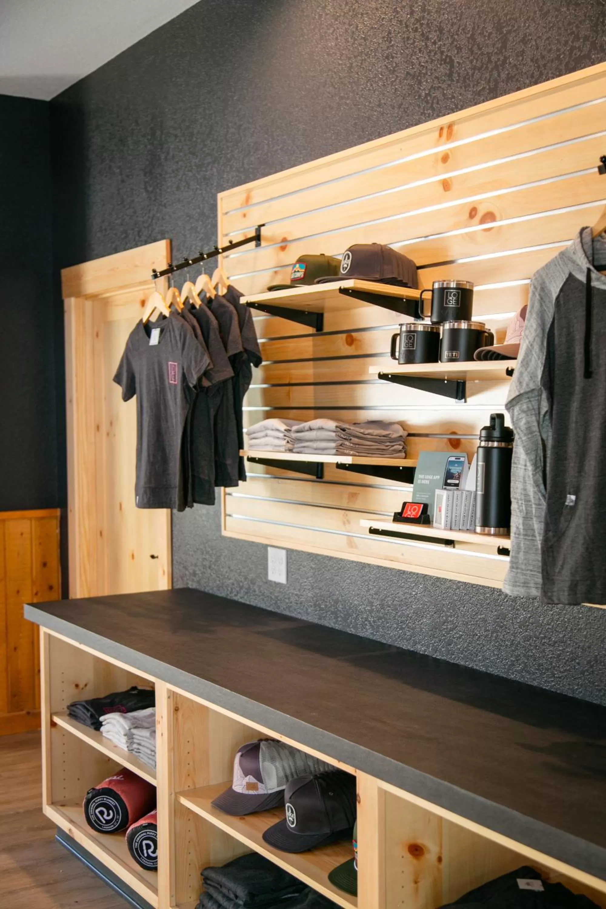 Property building in LOGE Wolf Creek