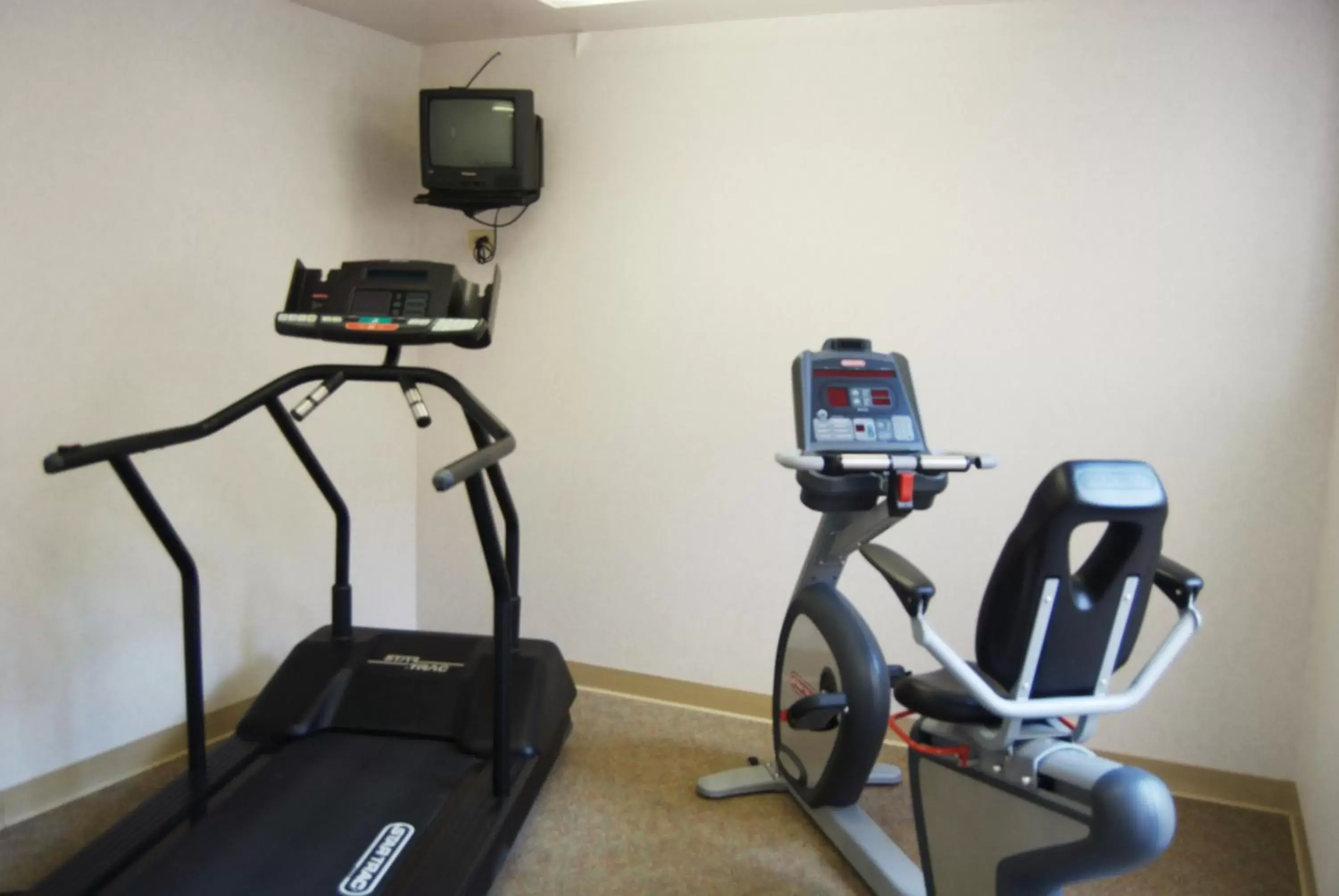 Fitness centre/facilities, Fitness Center/Facilities in Ilima Hotel