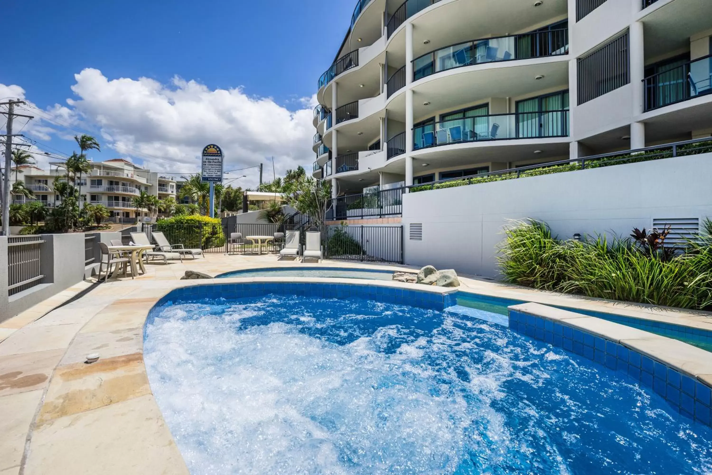 Swimming pool in Alexandra on the Pacific