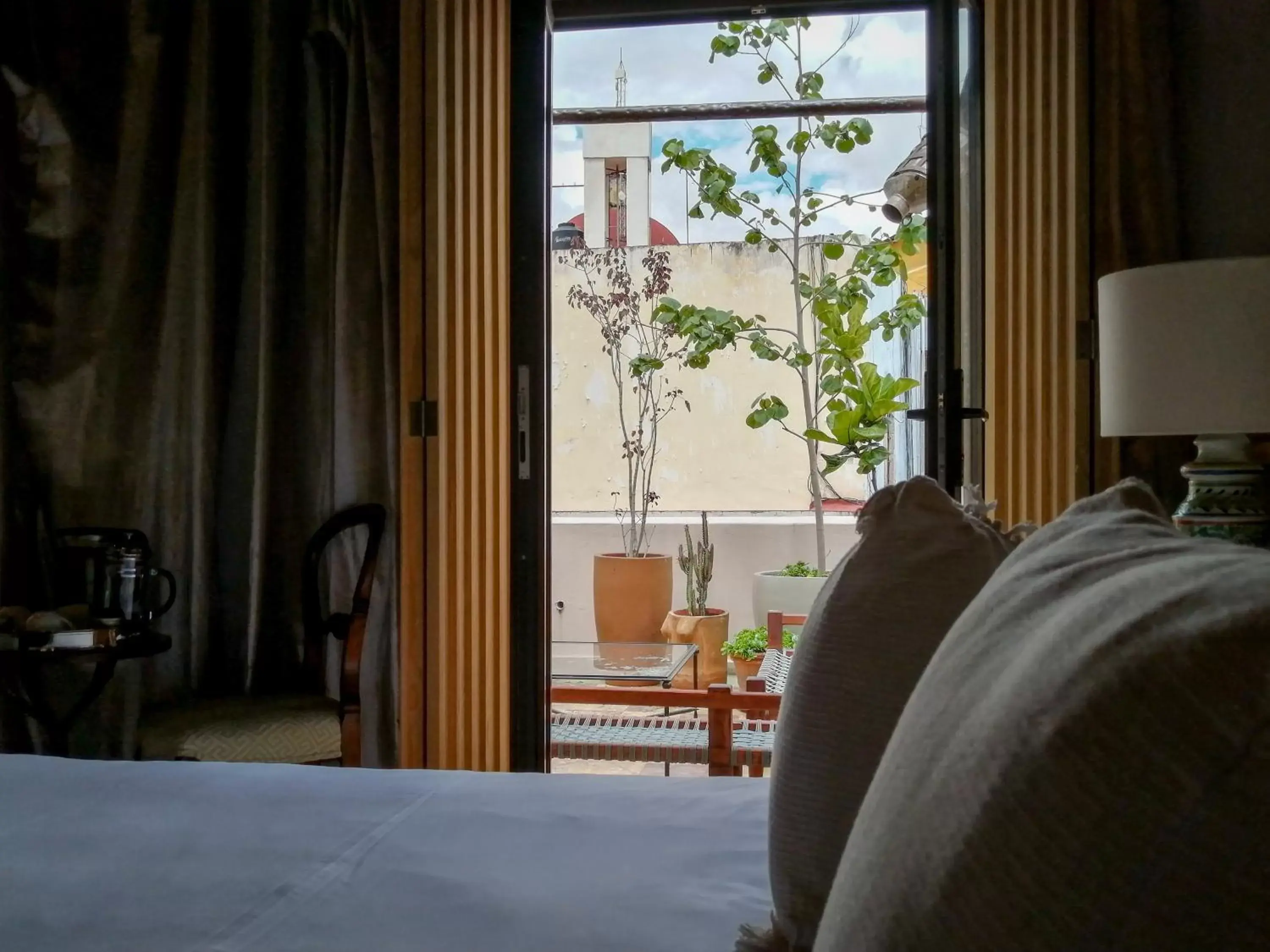 Balcony/Terrace, Bed in Casona Alonso 10- Hotelito Mexicano