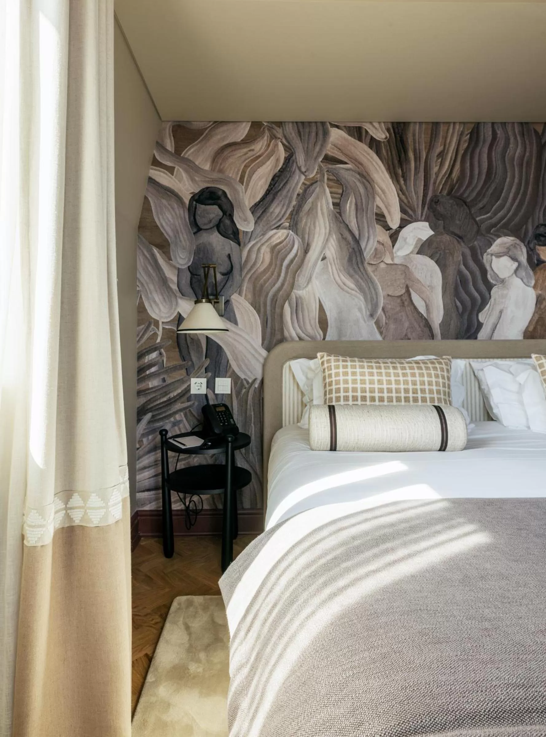 Bed in Hospes Infante Sagres Porto - Small Luxury Hotels Of The World