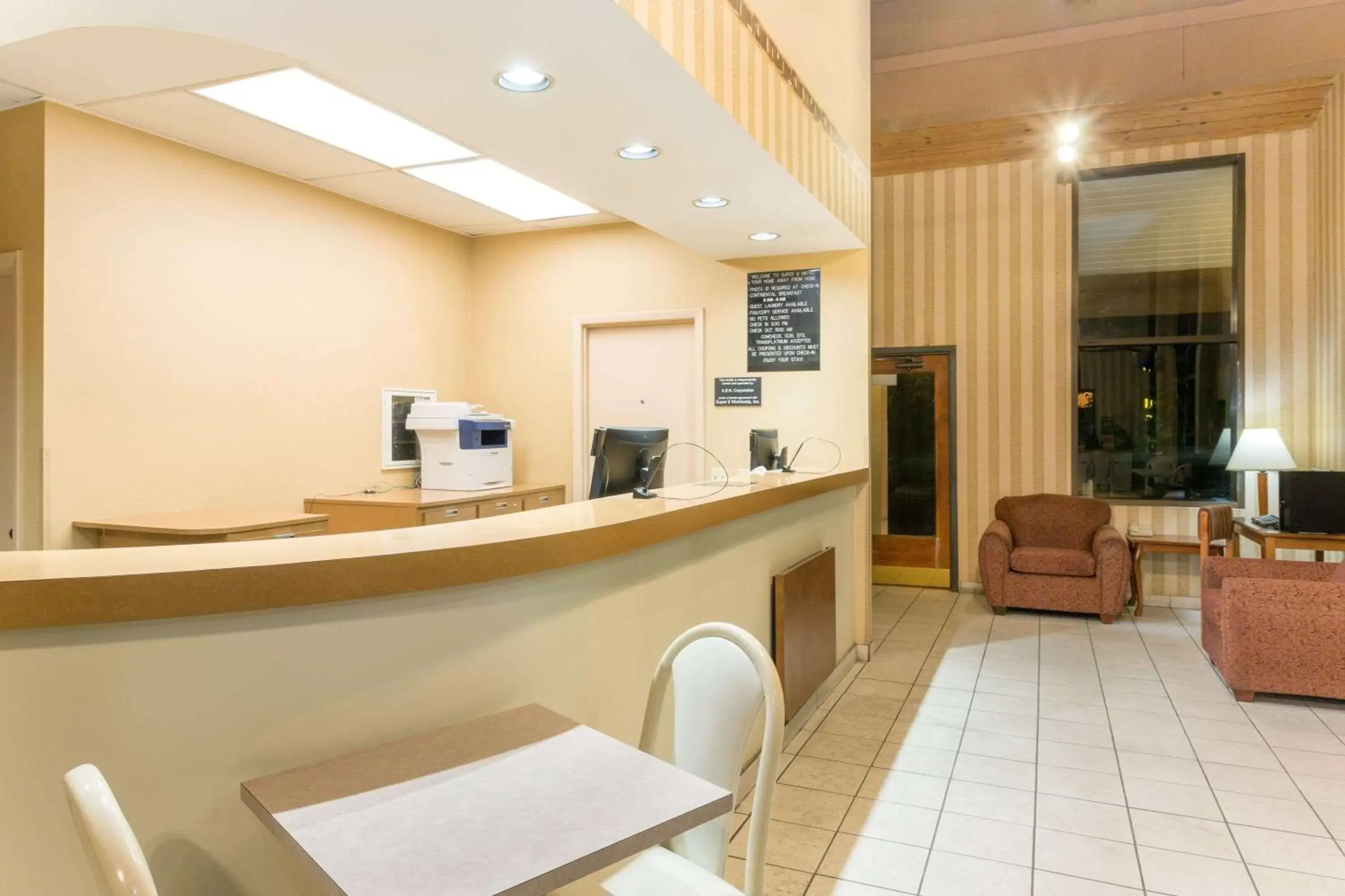 Lobby or reception in Super 8 by Wyndham Riviera Beach West Palm Beach Lobby or reception in Super 8 by Wyndham Riviera Beach West Palm Beach