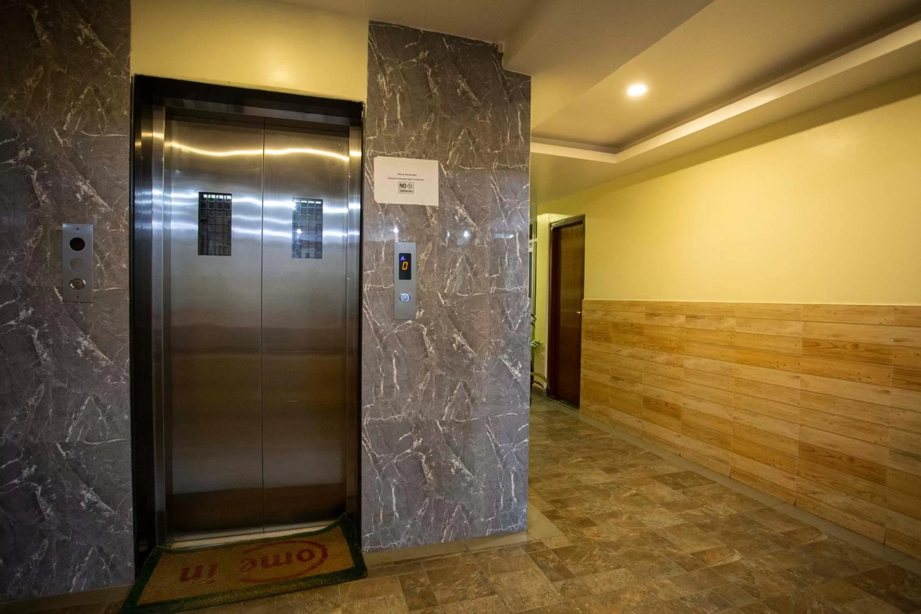 elevator in Hotel Splendid View