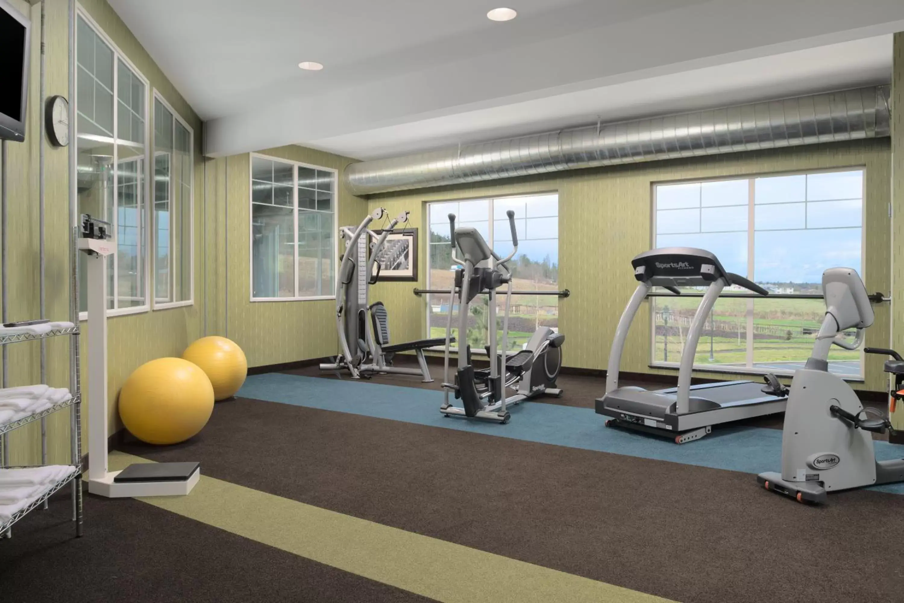 Fitness centre/facilities, Fitness Center/Facilities in Holiday Inn Express Hotel & Suites North Sequim, an IHG Hotel