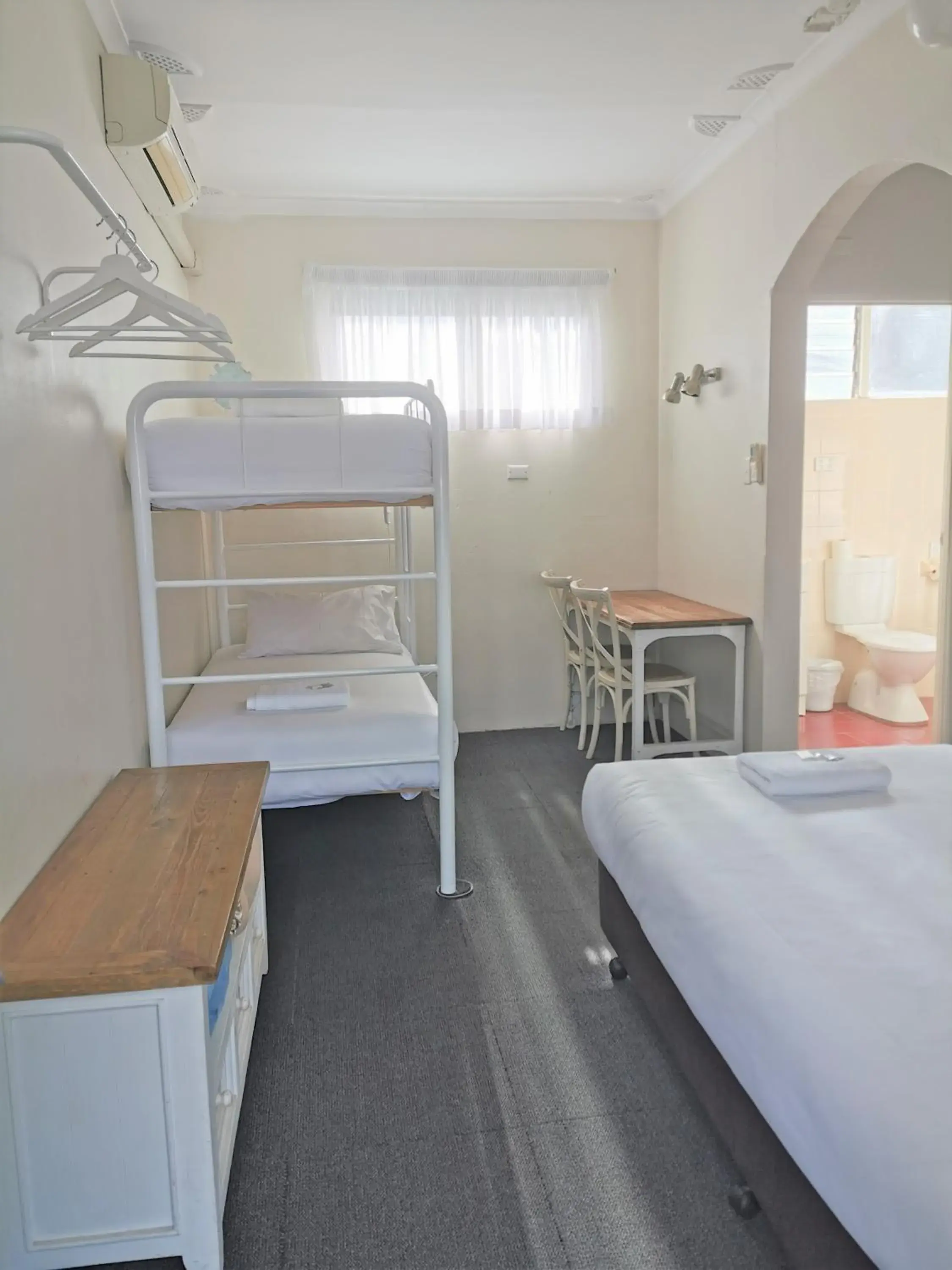 bunk bed, Bed in Bathurst Explorers Motel bunk bed, Bed in Bathurst Explorers Motel