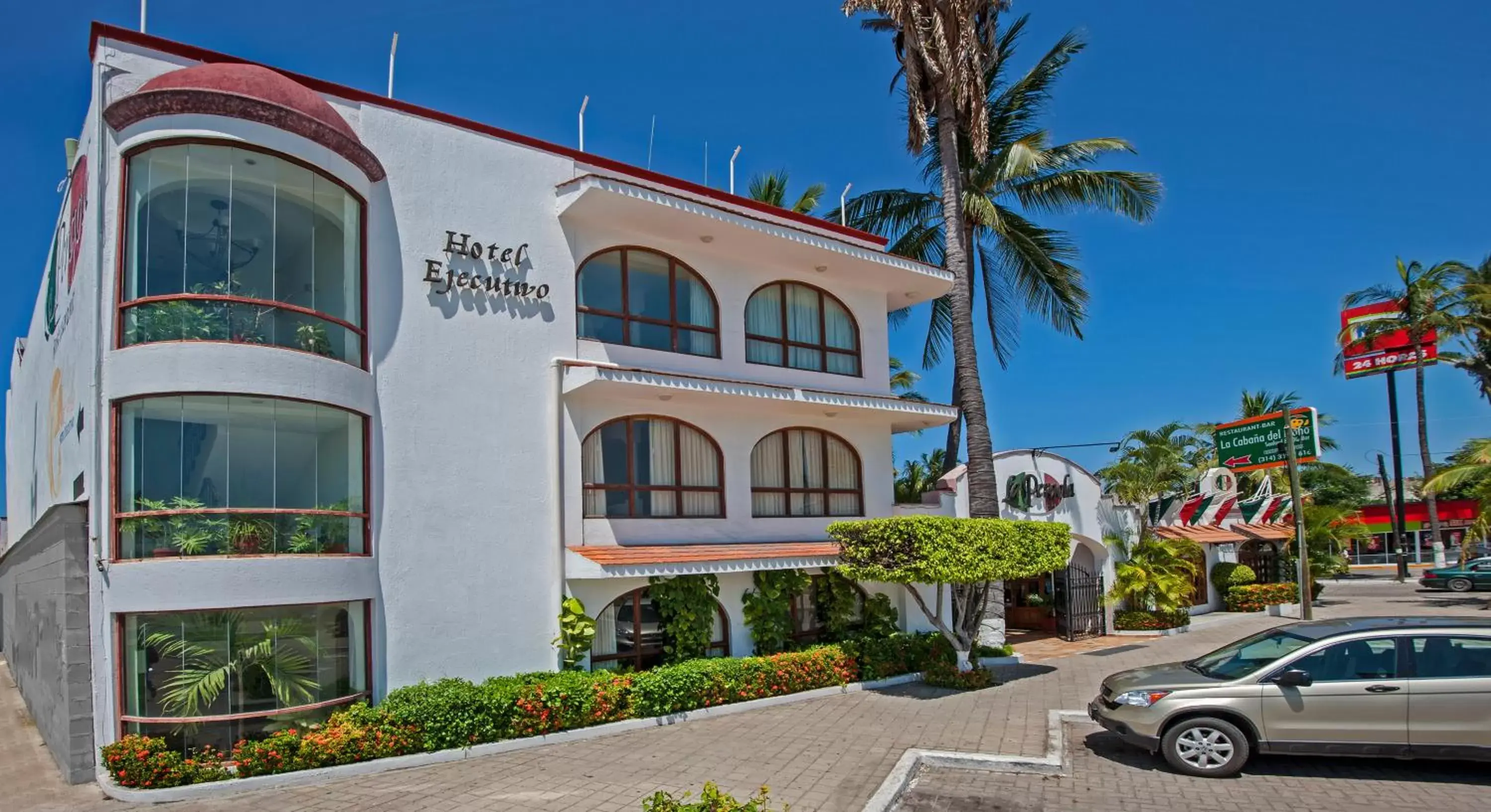 Property building in Hotel Boutique La Pergola Property building in Hotel Boutique La Pergola