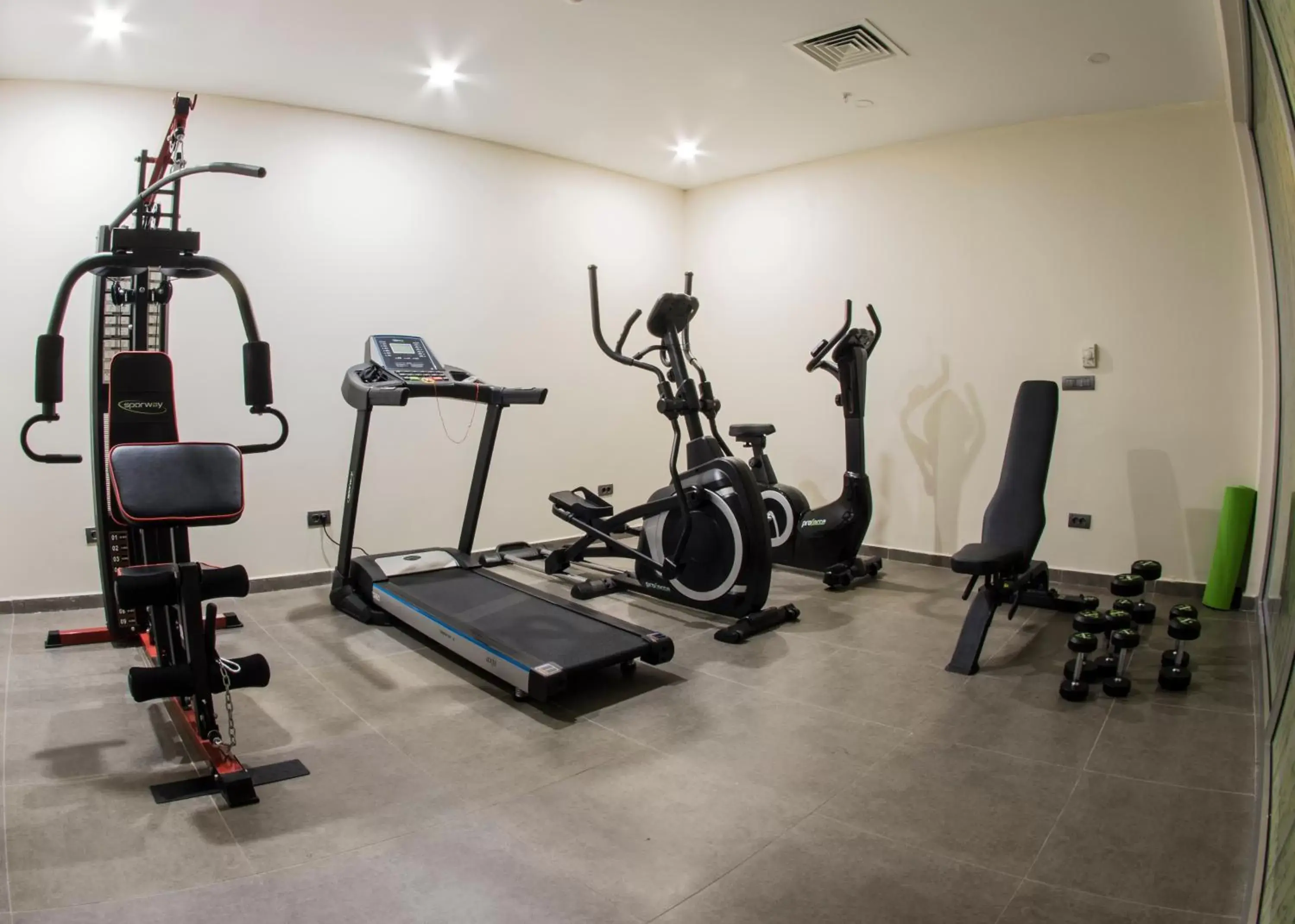 Fitness Center/Facilities in Vespia Hotel
