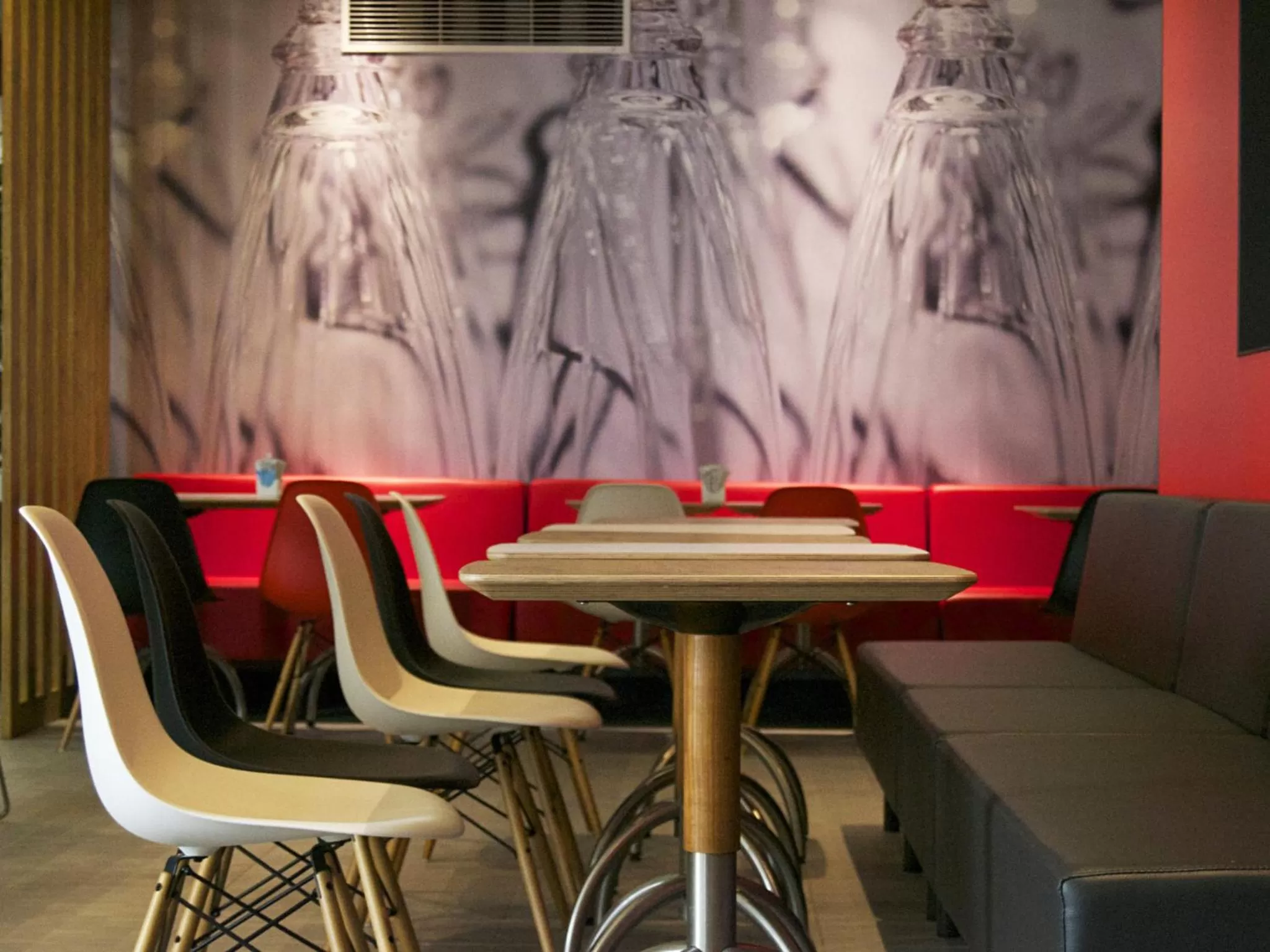 Lounge or bar in Hotel ibis Lisboa Saldanha