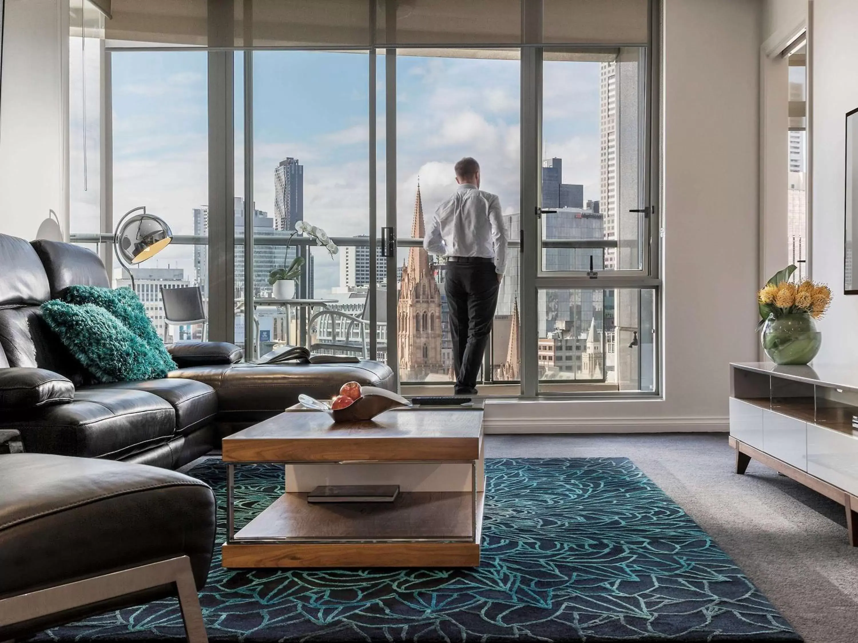 Three-Bedroom Premium Apartment with Balcony Floors 16 - 26 in Quay West Suites Melbourne
