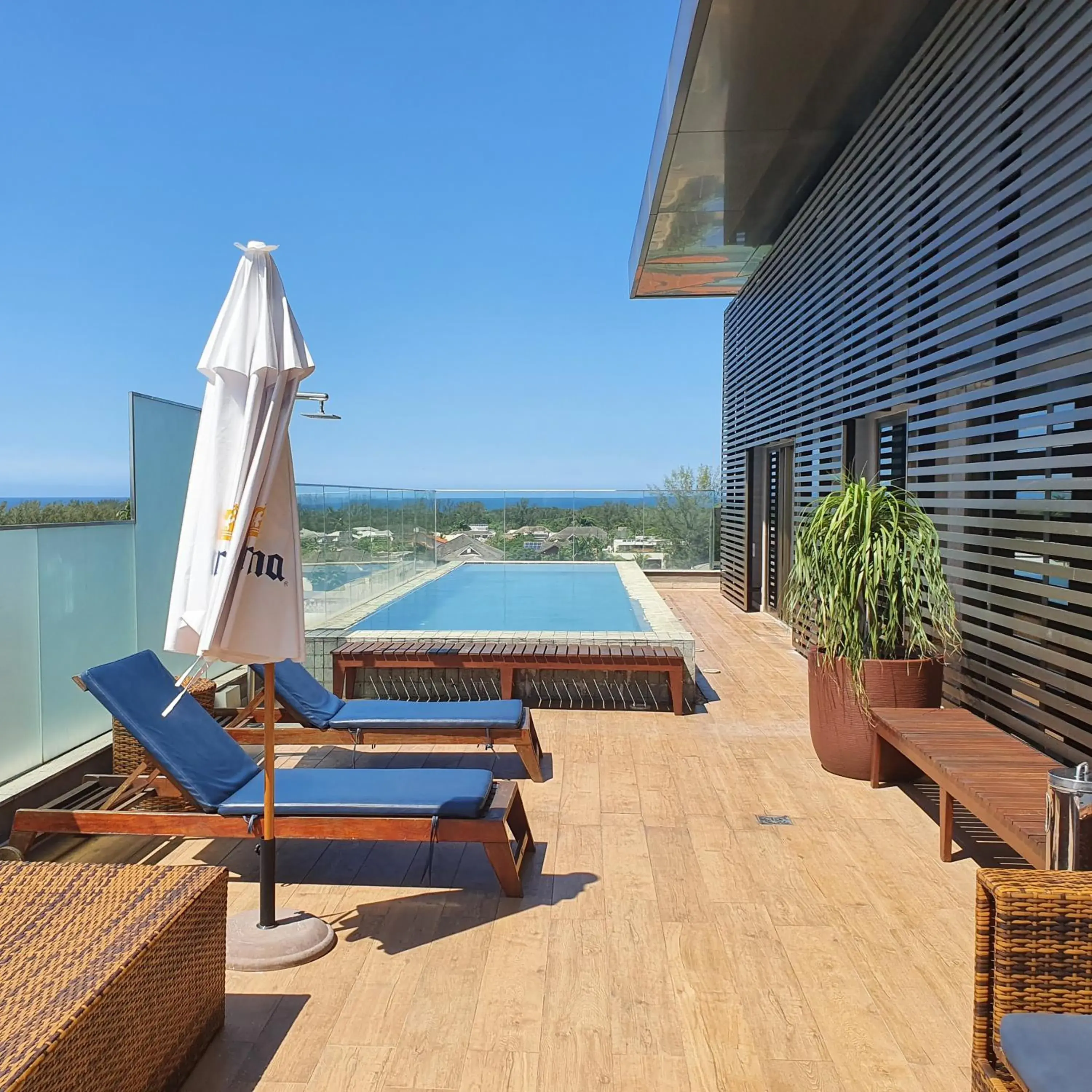 Swimming Pool in Vogue Square Fashion Hotel by Lenny Niemeyer