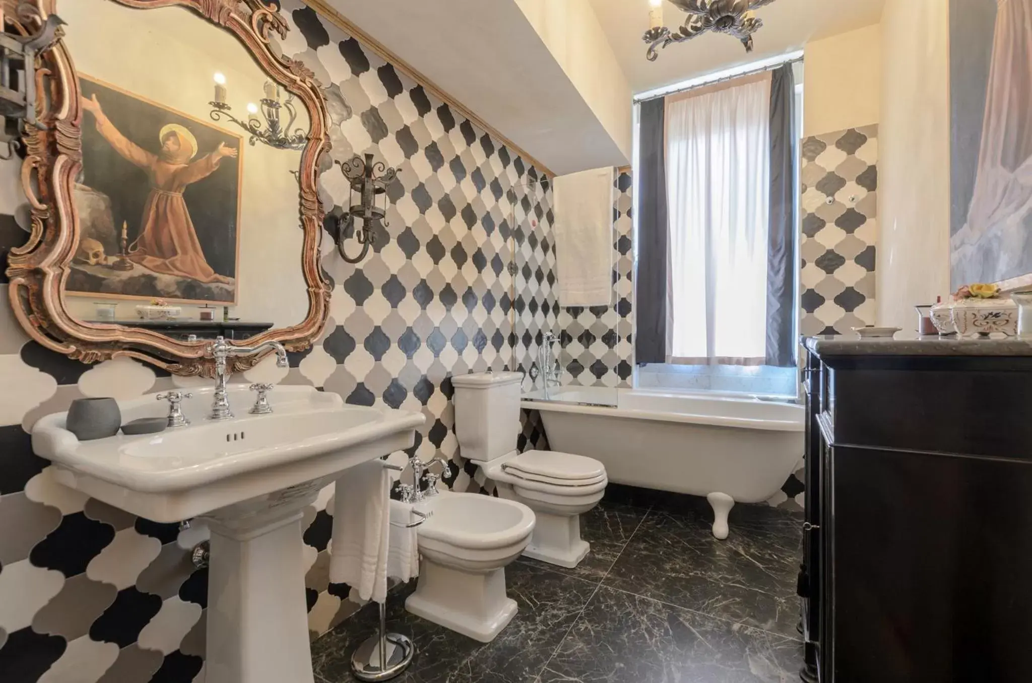 Toilet, Bathroom in Hotel CineApollo - Ogni camera un film!
