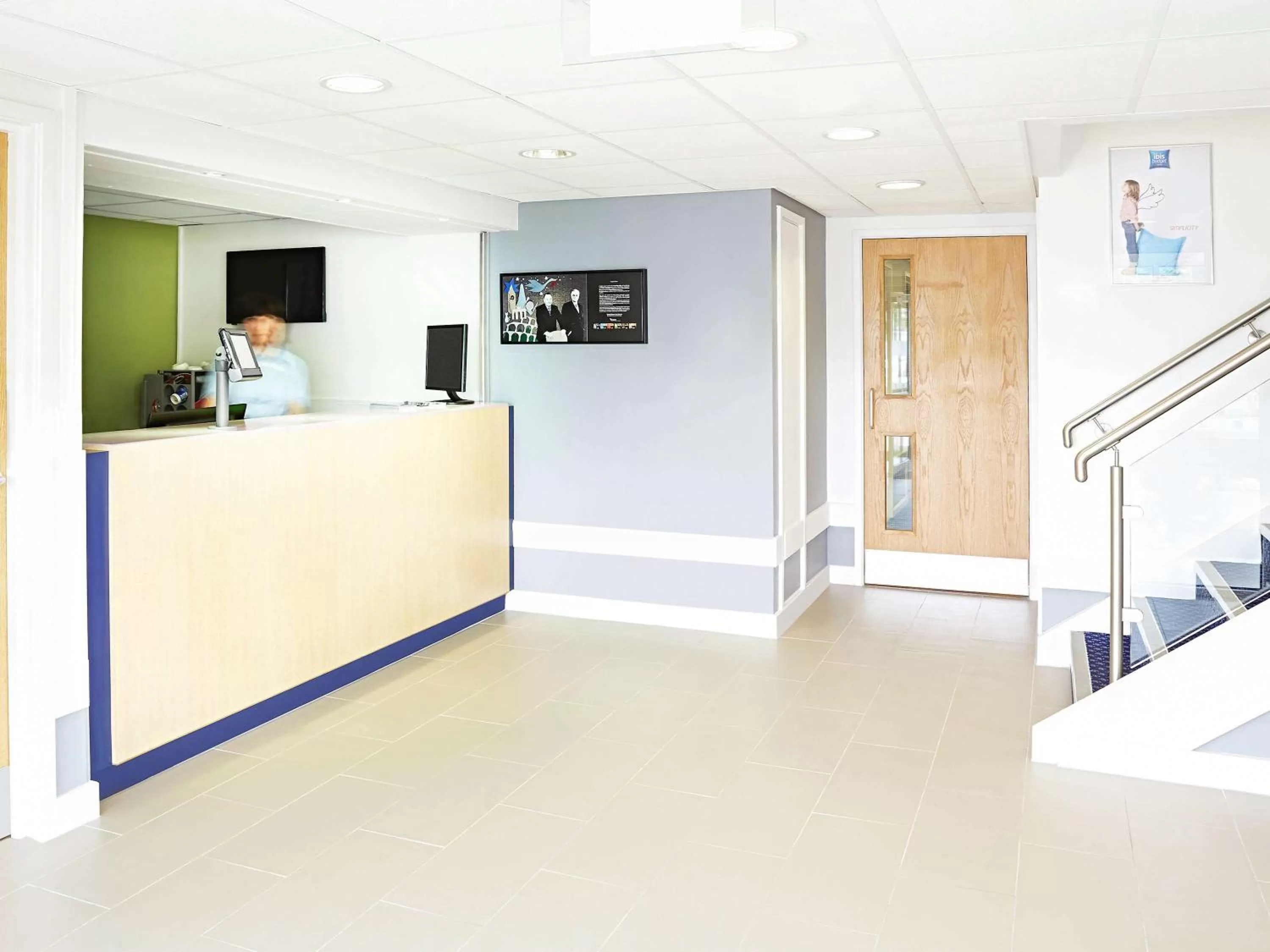 Property building in Warrington Motel, J20 M6 Lymm Services