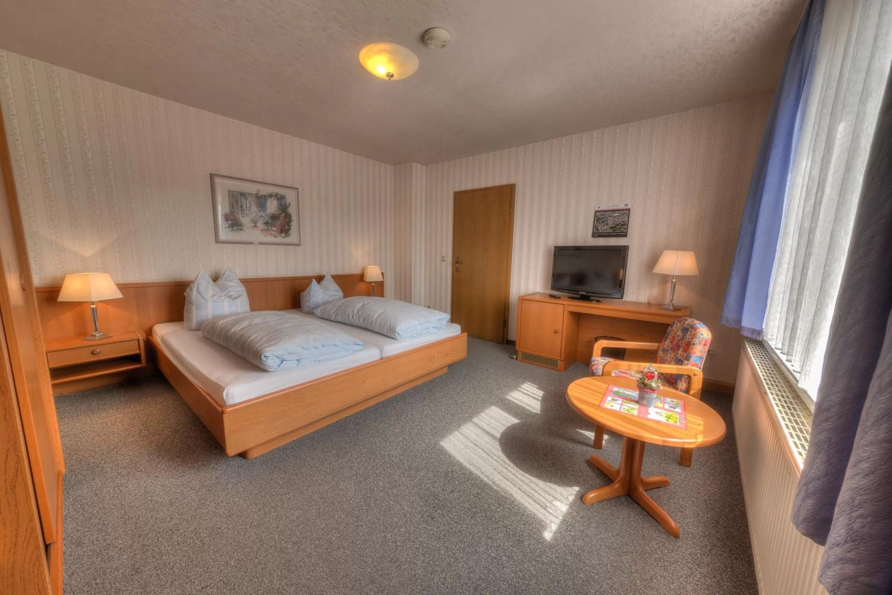 Photo of the whole room in Hotel - Pension & Gaststätte "Alter König"