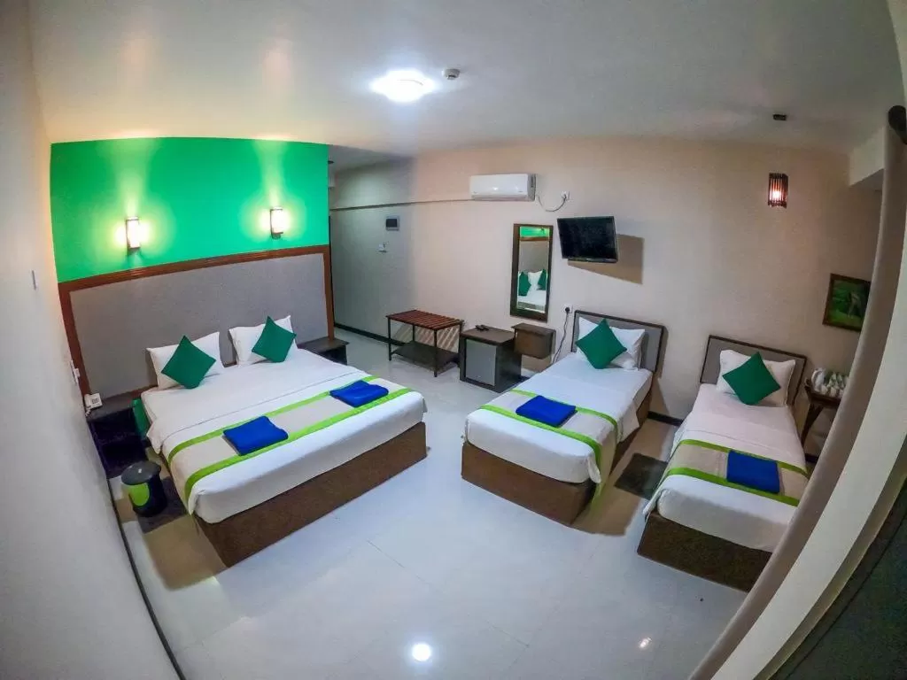 Photo of the whole room, Bed in O2 Ella