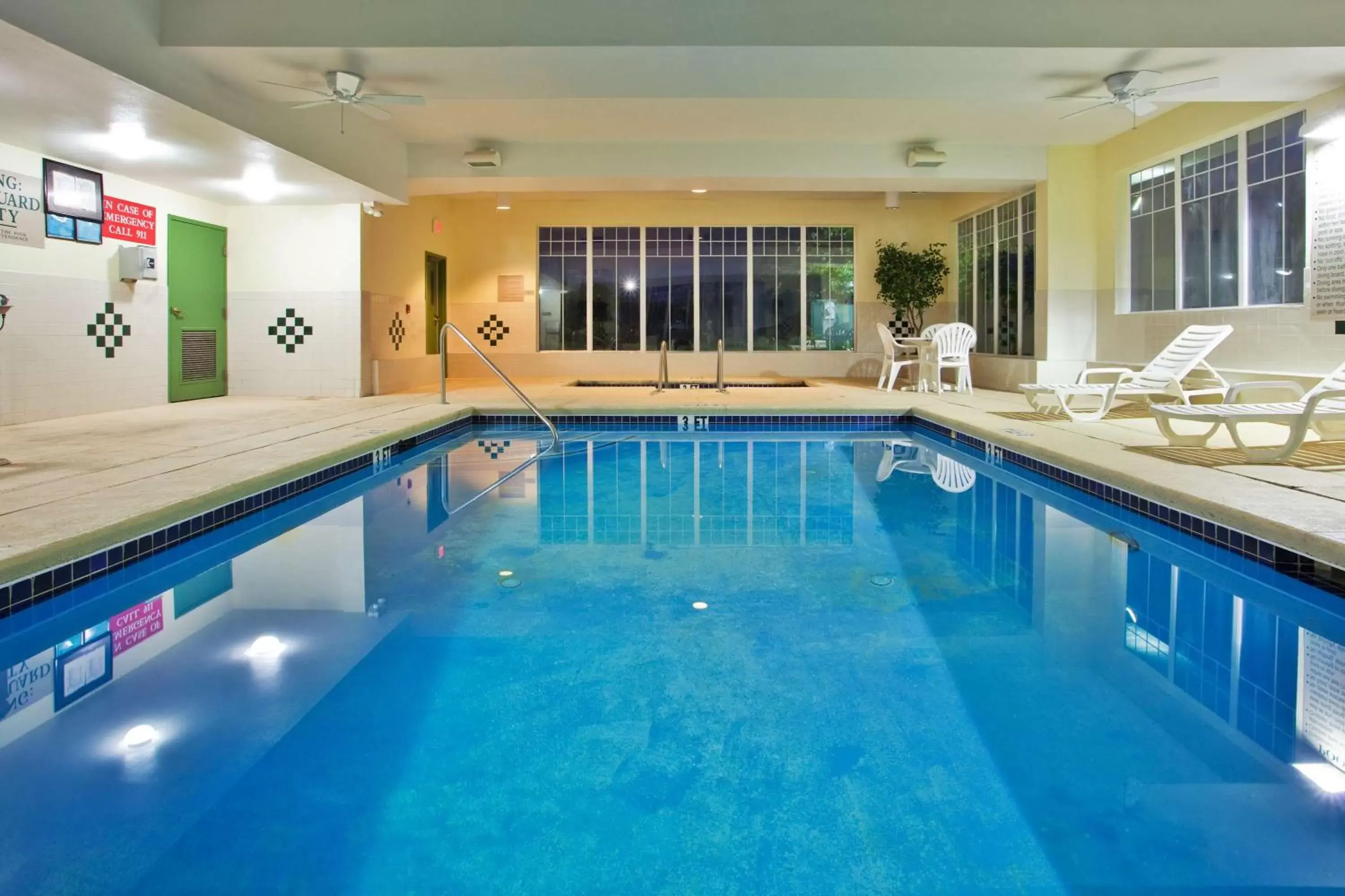 Activities, Swimming Pool in Country Inn & Suites by Radisson, Hiram, GA