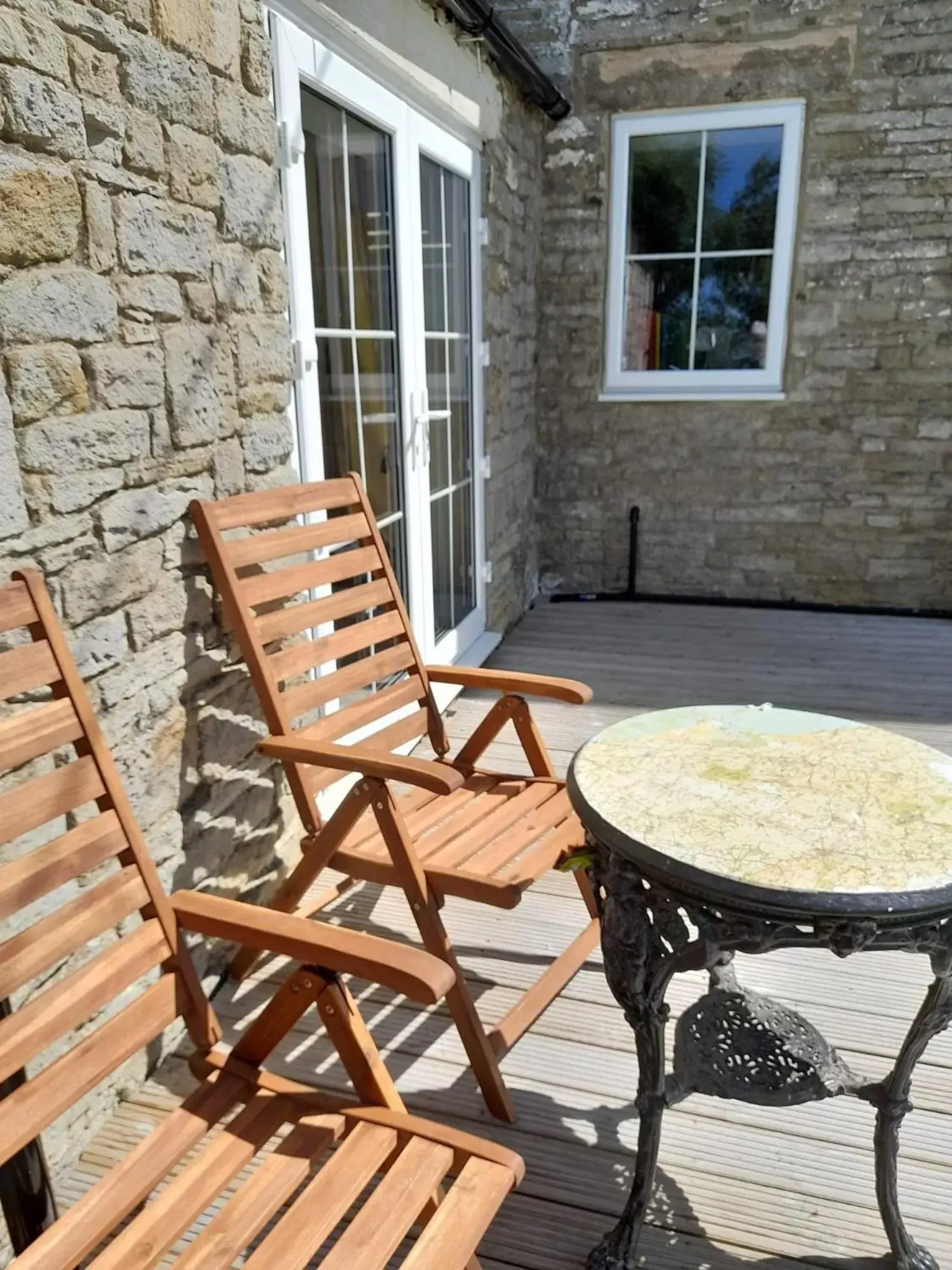 Patio/Outdoor Area in Crown Inn