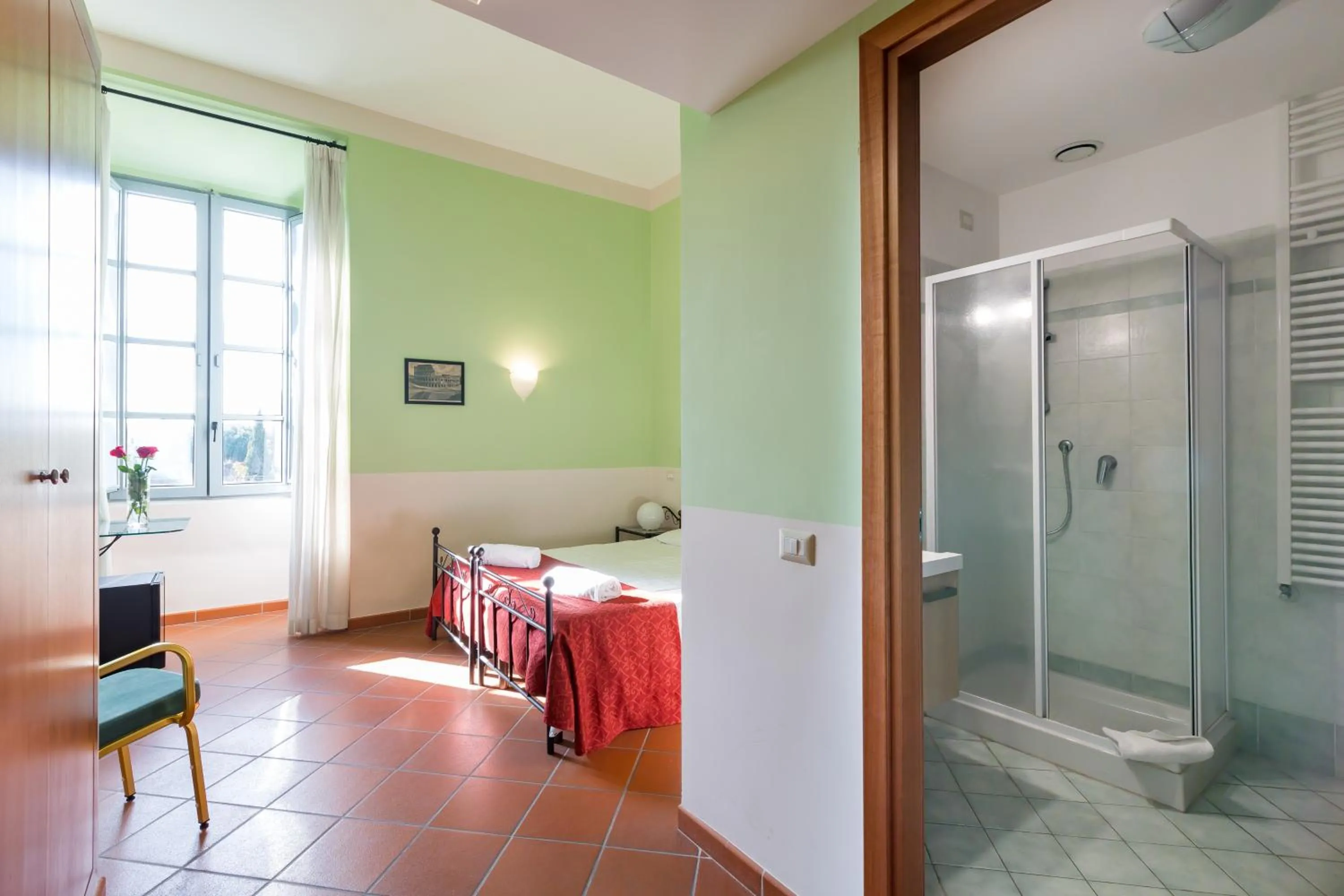 Photo of the whole room in Domus Sessoriana