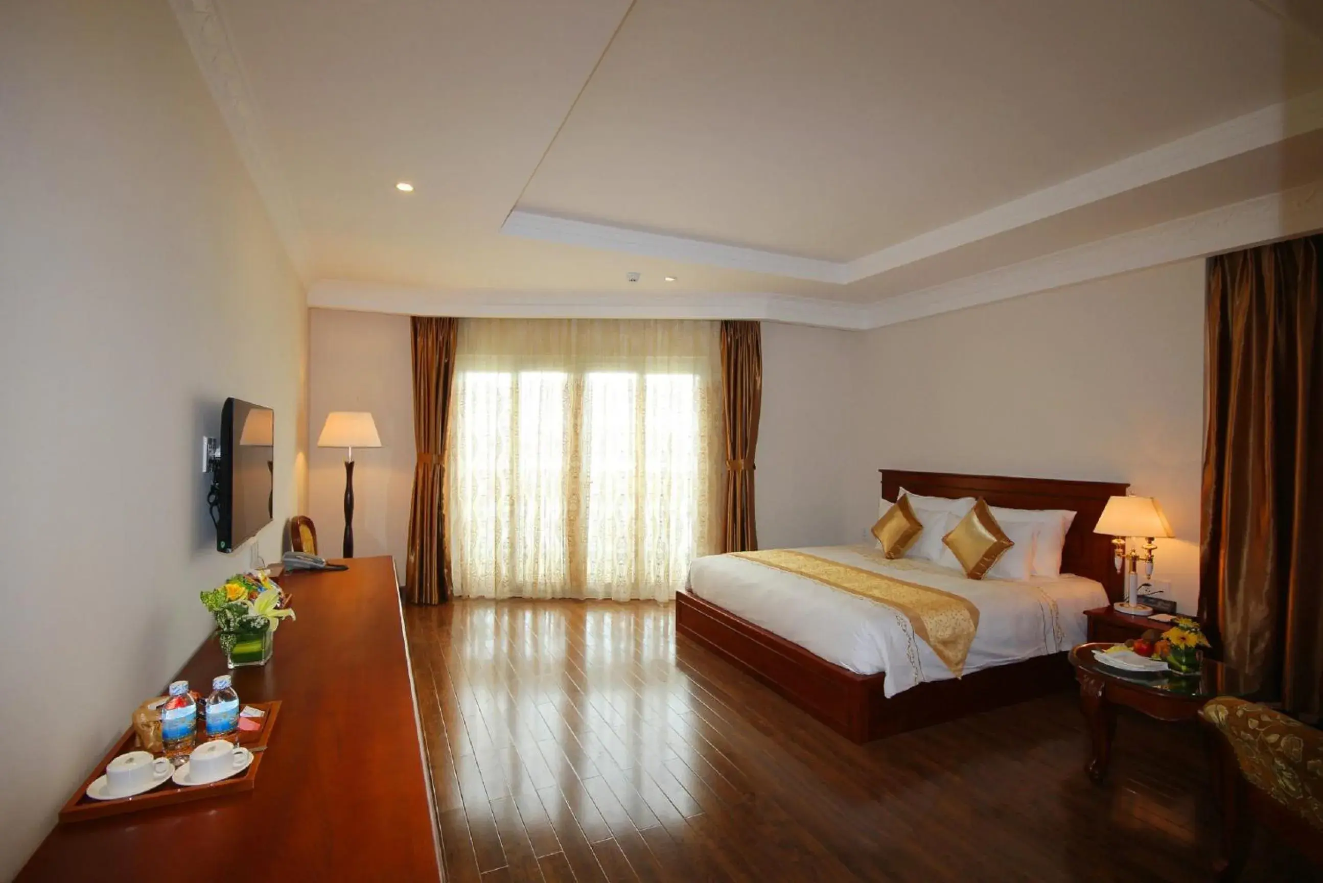 Deluxe Double or Twin Room with Sea View in Nha Trang Palace Hotel