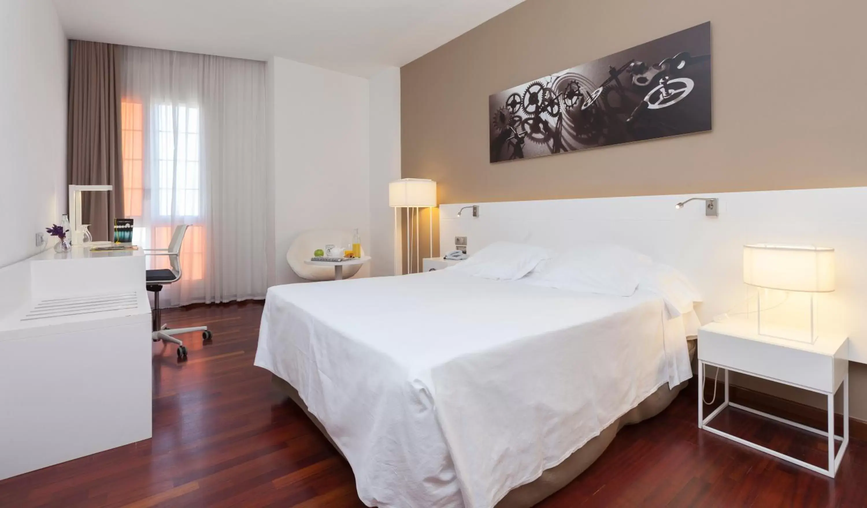 Bedroom, Bed in URH Ciutat de Mataró