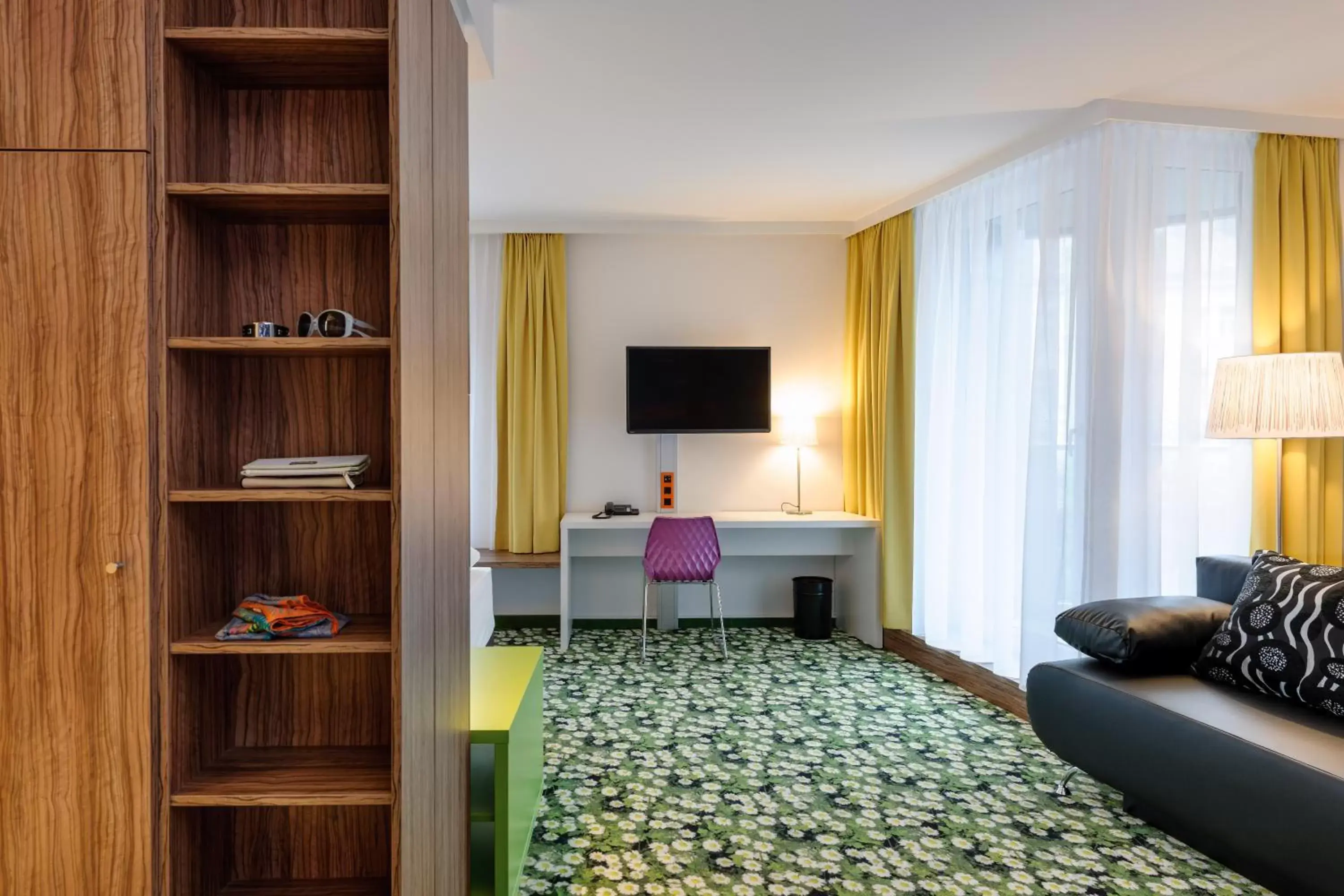 TV and multimedia, Bed in Ibis Styles Wien City