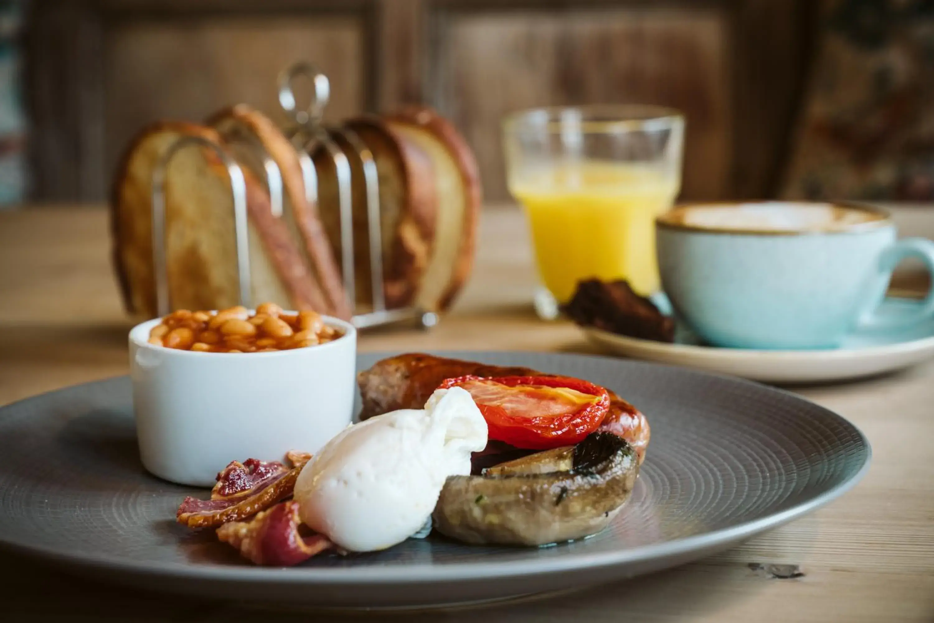 Breakfast in The Horse and Groom Inn