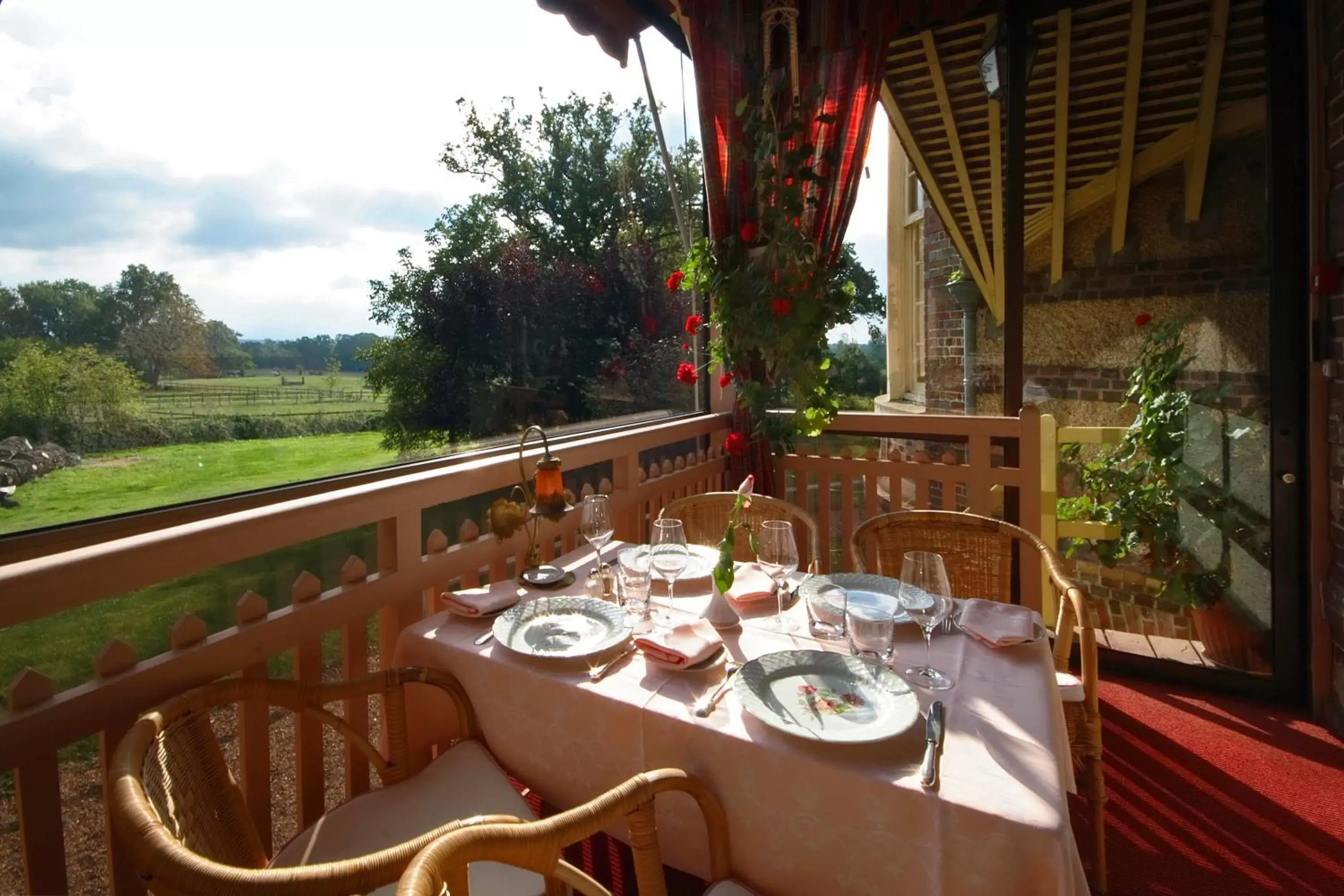 Balcony/Terrace, Restaurant/Places to Eat in Château de la Râpée