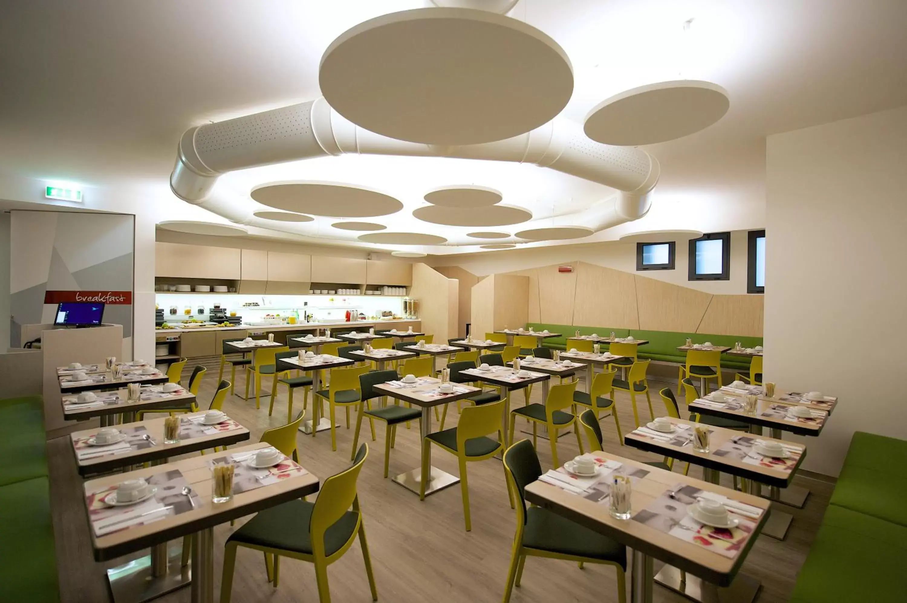 Lounge or bar, Restaurant/Places to Eat in Mercure Firenze Centro