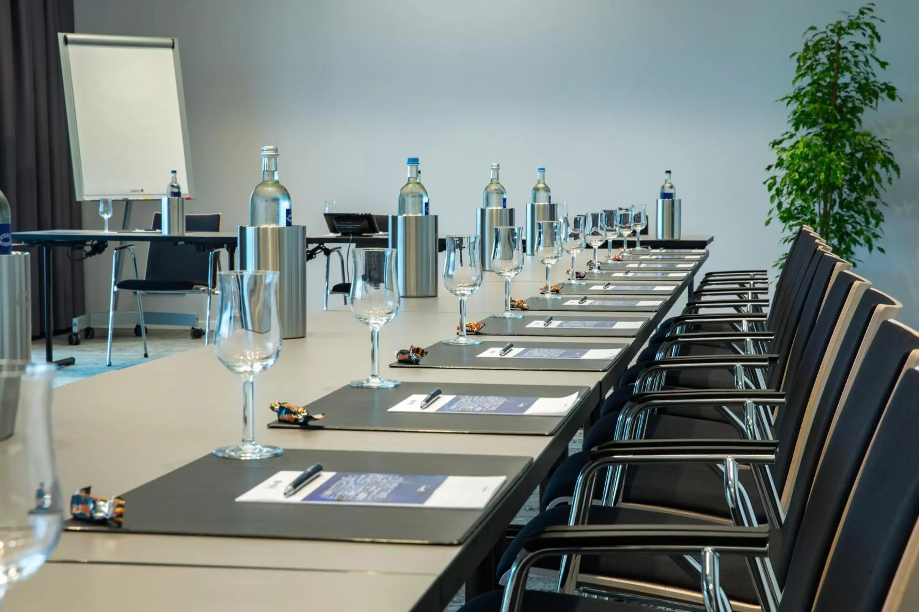 Banquet/Function facilities, Business Area/Conference Room in Radisson Blu Hotel, Mannheim