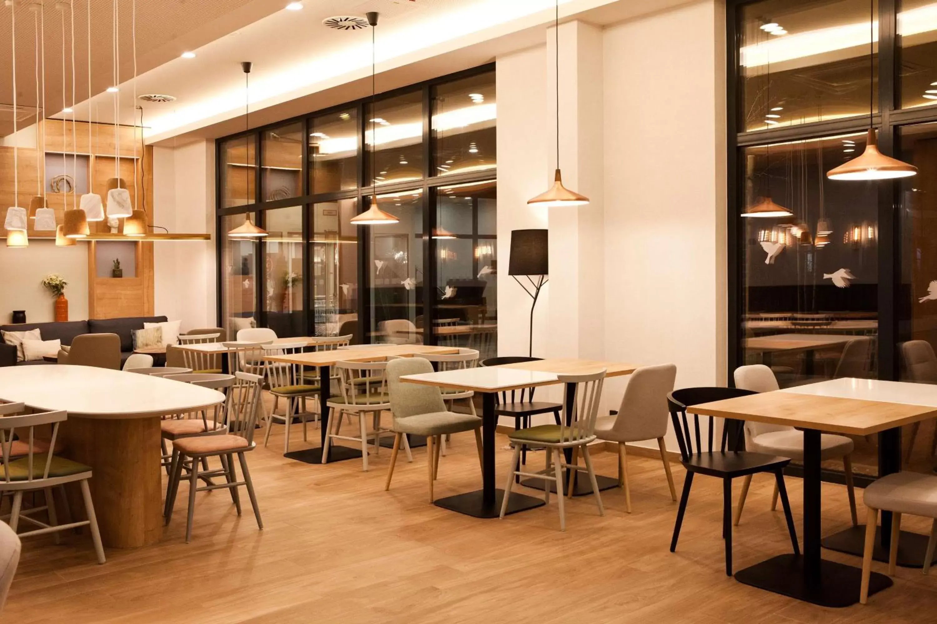 Restaurant/places to eat in Hilton Garden Inn Munich Messe Restaurant/places to eat in Hilton Garden Inn Munich Messe