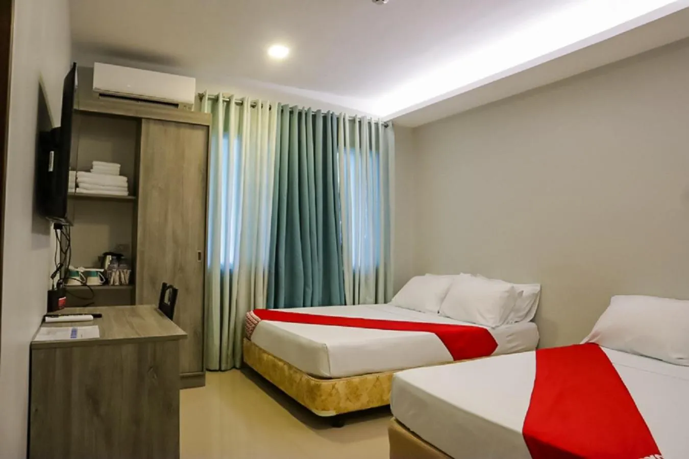 Bedroom, Bed in Carcar Eco Farm Resorts