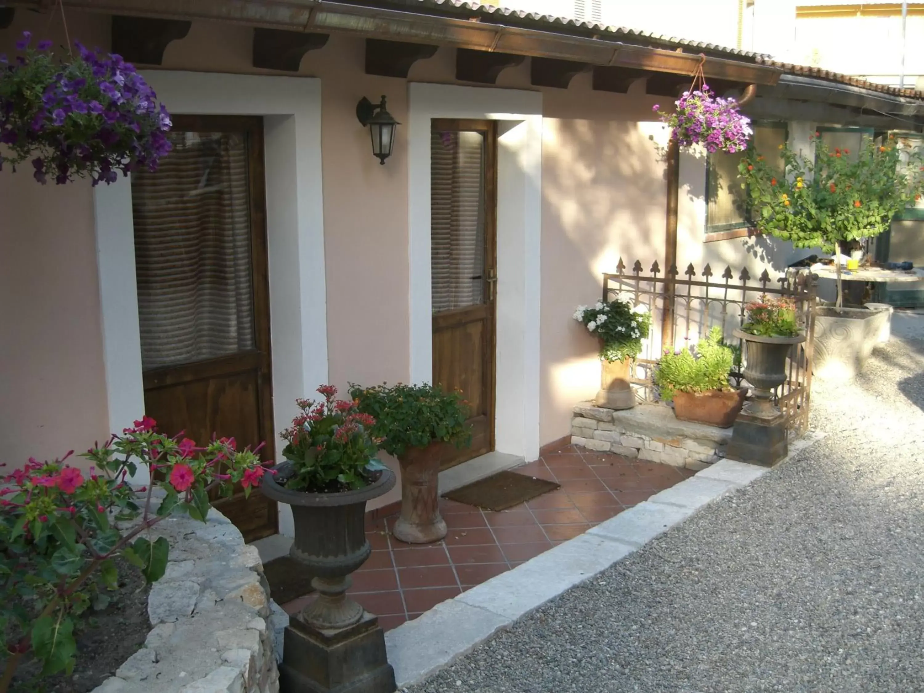 Facade/entrance in B&B Vecchia Suppenna