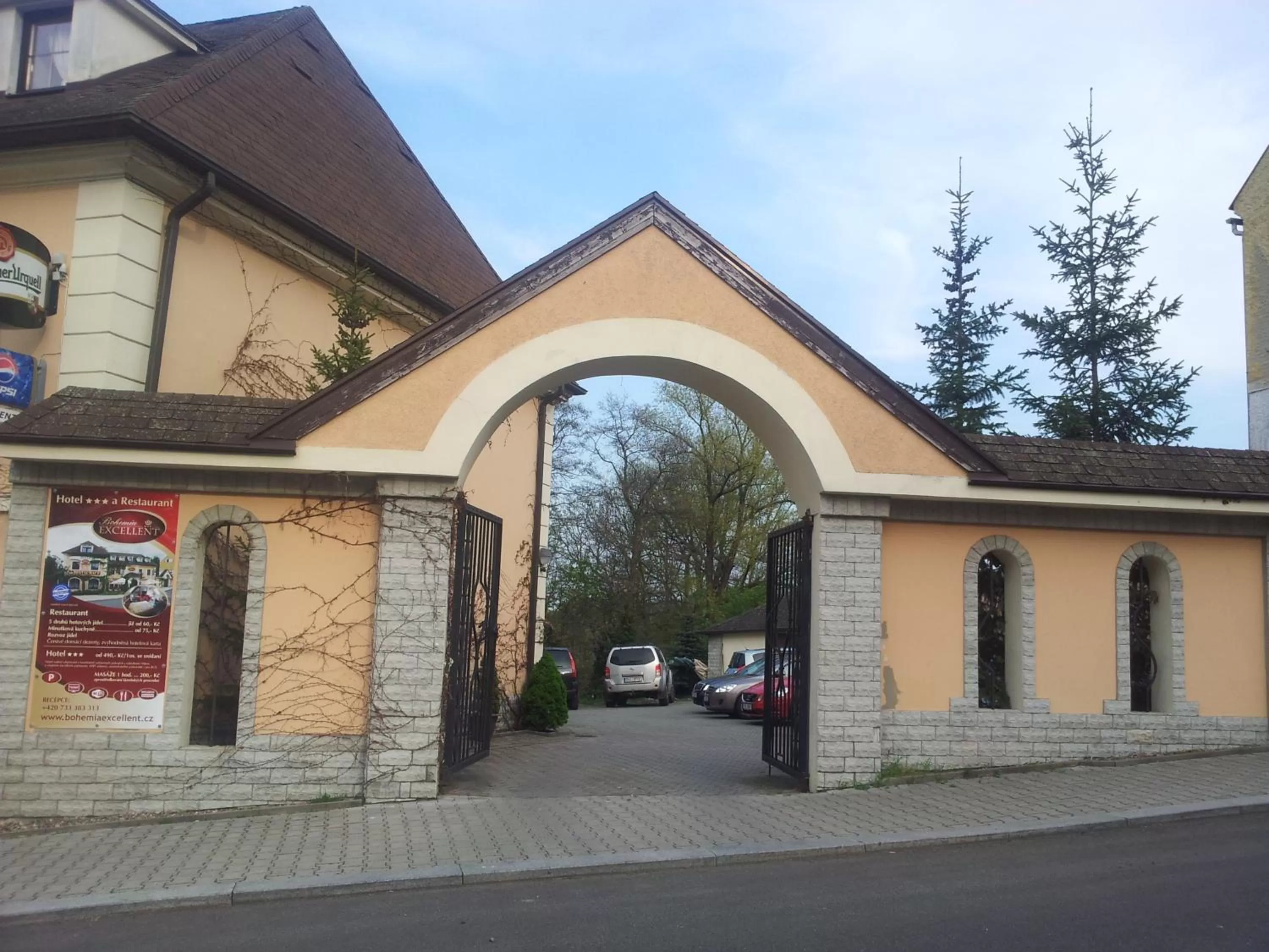 Facade/entrance in Hotel Bohemia Excellent