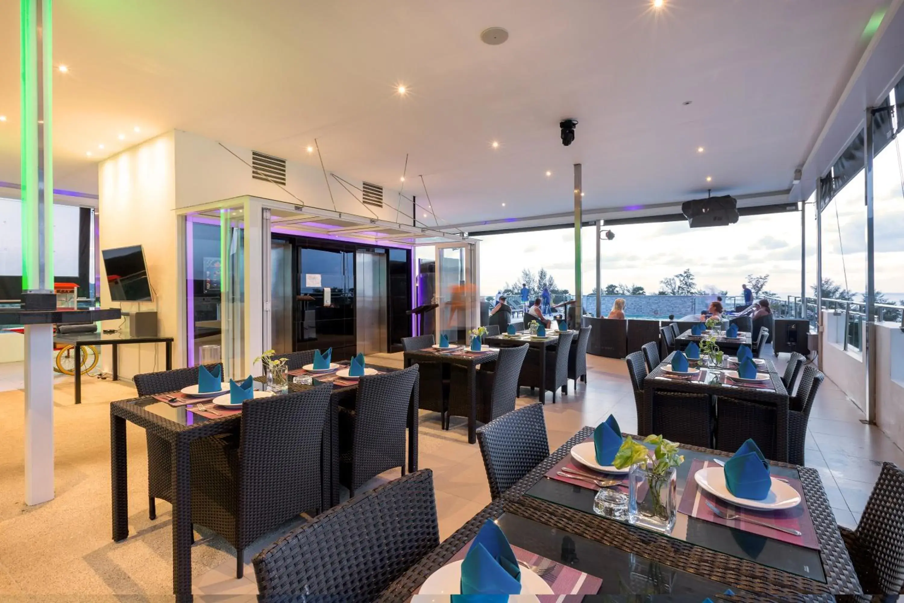 Restaurant/places to eat in Grand Sunset Hotel Phuket Restaurant/places to eat in Grand Sunset Hotel Phuket