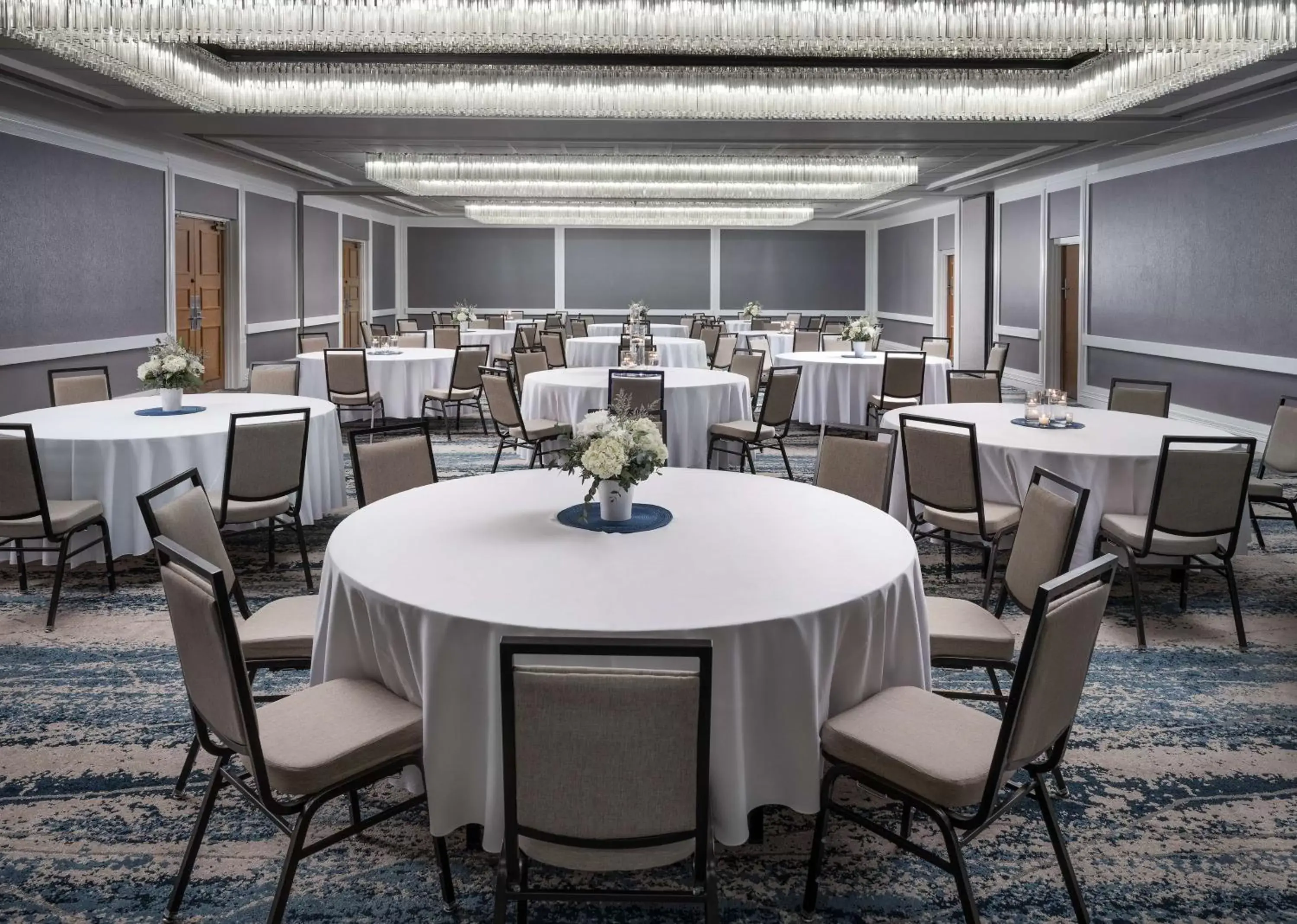 Meeting/conference room, Restaurant/Places to Eat in Embassy Suites by Hilton Tucson East