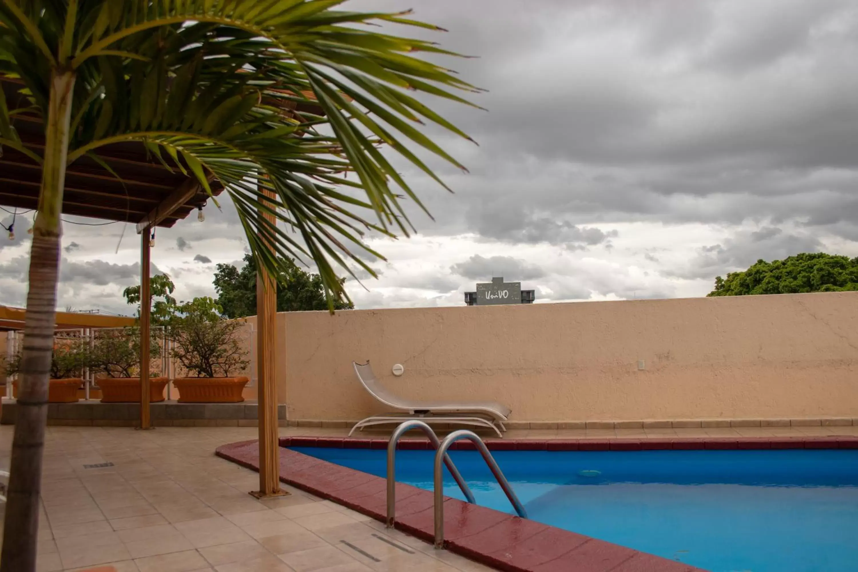 Swimming Pool in Hotel Santa Irene Guadalajara