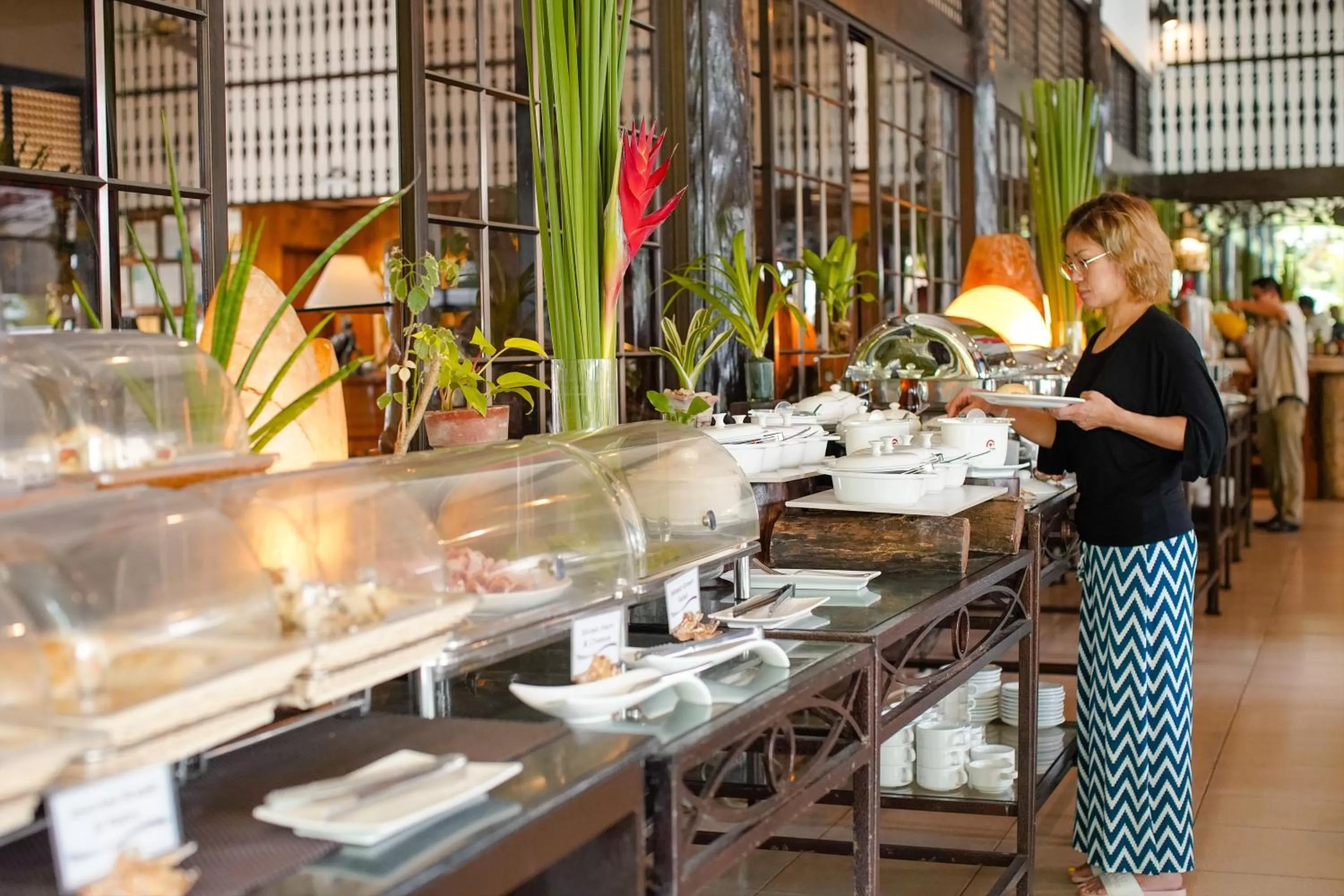 Breakfast in Cebu White Sands Resort and Spa