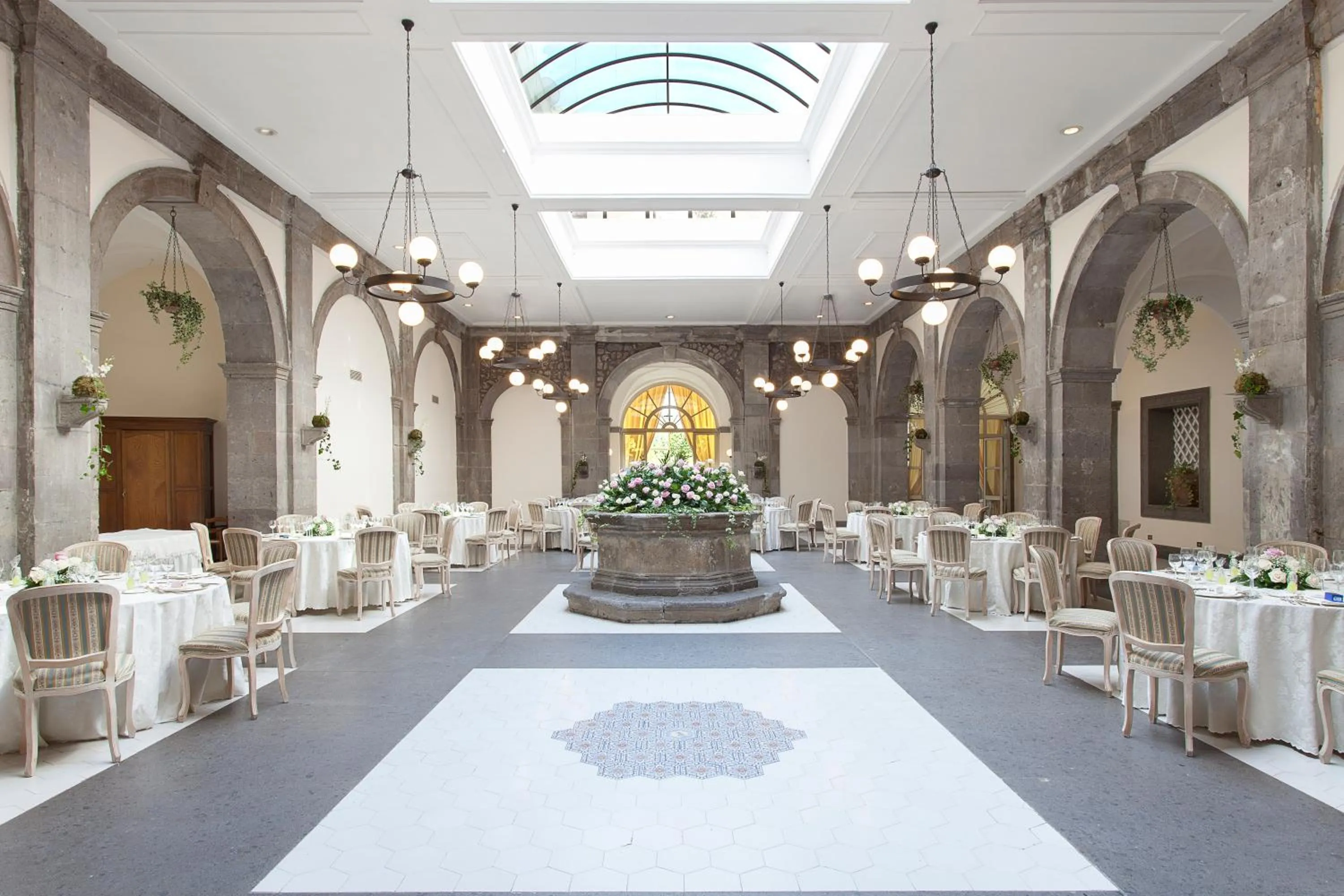 Banquet/Function facilities in Grand Hotel Cocumella