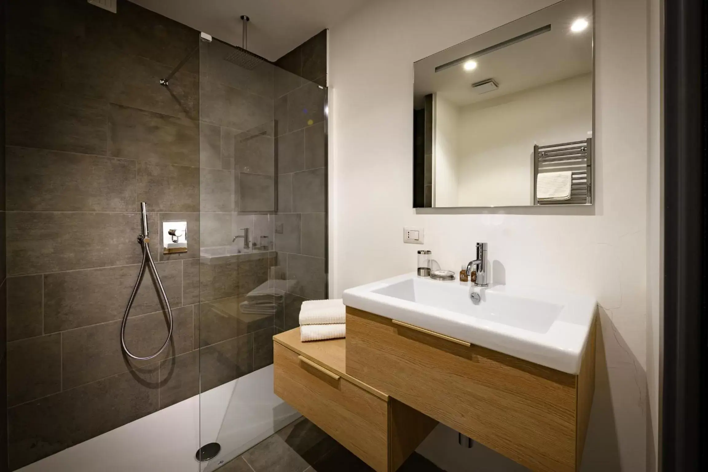 Bathroom in Eco Rooms&Breakfast Tirano
