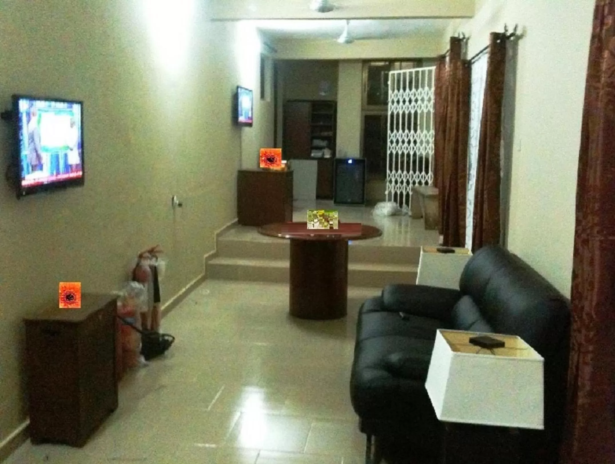 Communal lounge/ TV room in Marrets International Hotel - "Express"