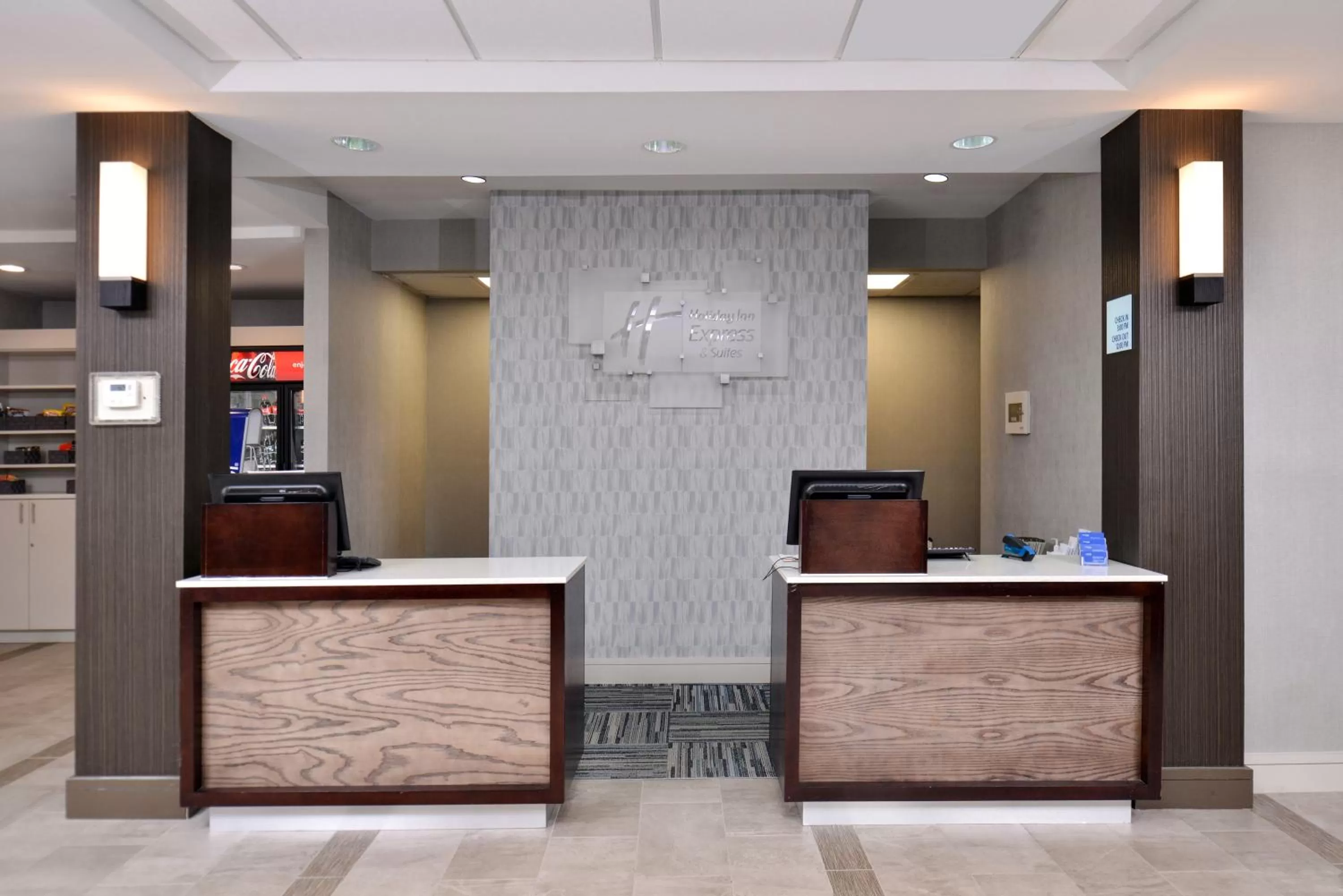 Property building in Holiday Inn Express Hotel & Suites Lafayette by IHG